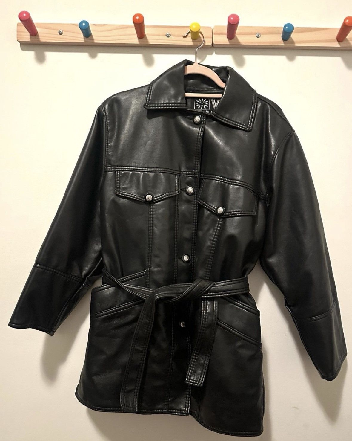 Vintage Vintage - Italian Black Faux Leather Trench Coat w/ Belt (S) Size S / US 4 / IT 40 - 1 Thumbnail