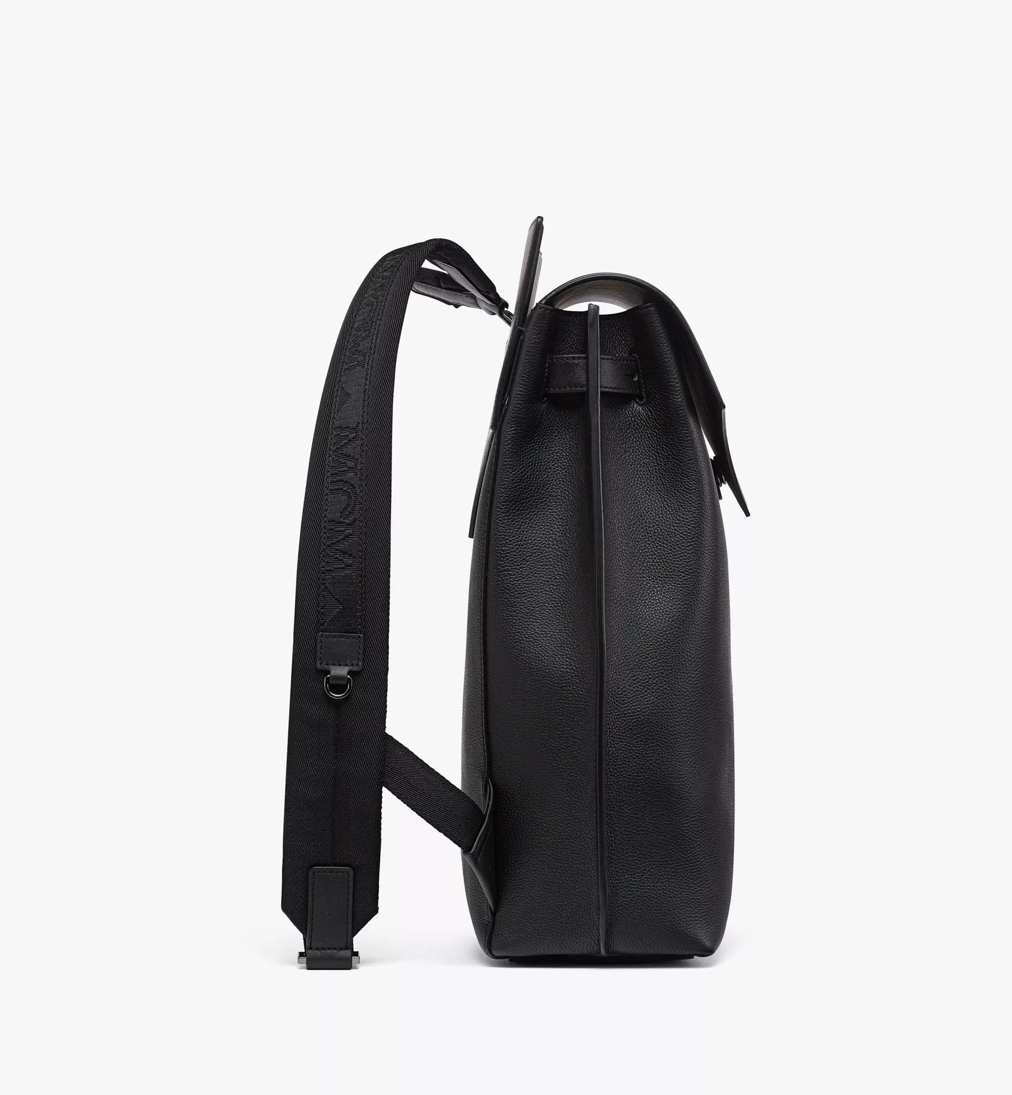 MCM o1mt1gz0426 Size:OS / Diamond Backpack Grained Leather Black Size ONE SIZE - 3 Thumbnail