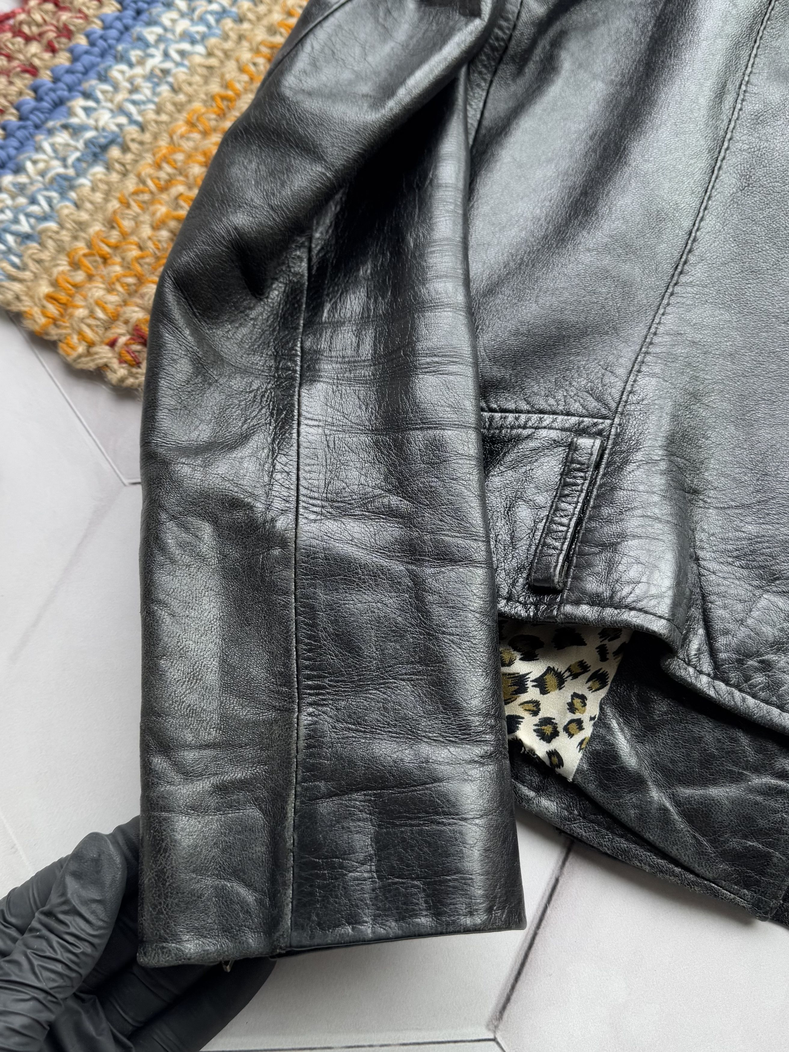 Japanese Brand Vintage Leather Cropped Jacket (E4) Size S / US 4 / IT 40 - 10 Thumbnail