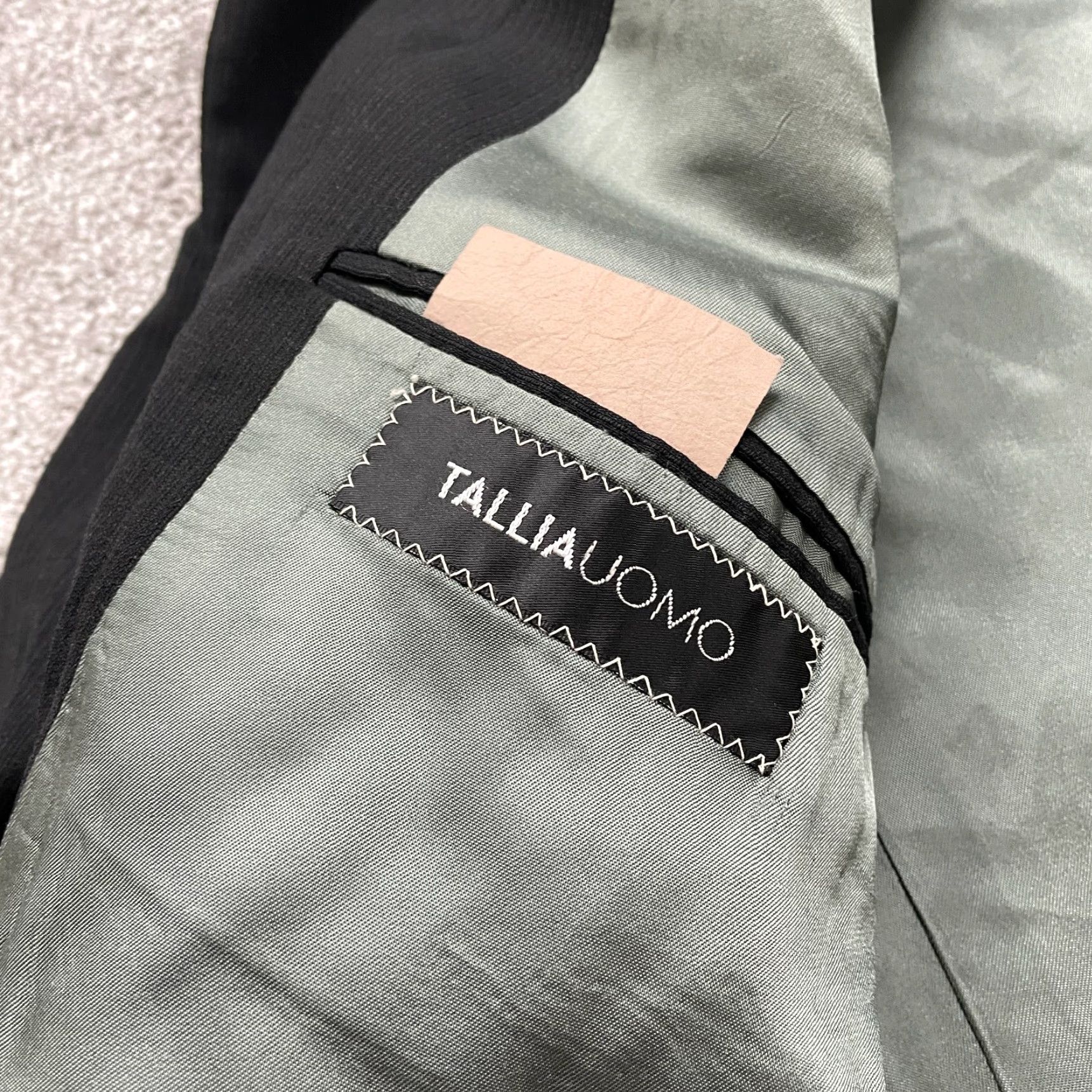 Tallia Tallia Uomo Wool Suit Jacket Blazer Mens 44 Long Black Three-Button Notch Lapel Single-Breasted Dress Coat - 2 Piece, Dry Clean Only, Solid Size 44R - 4 Thumbnail