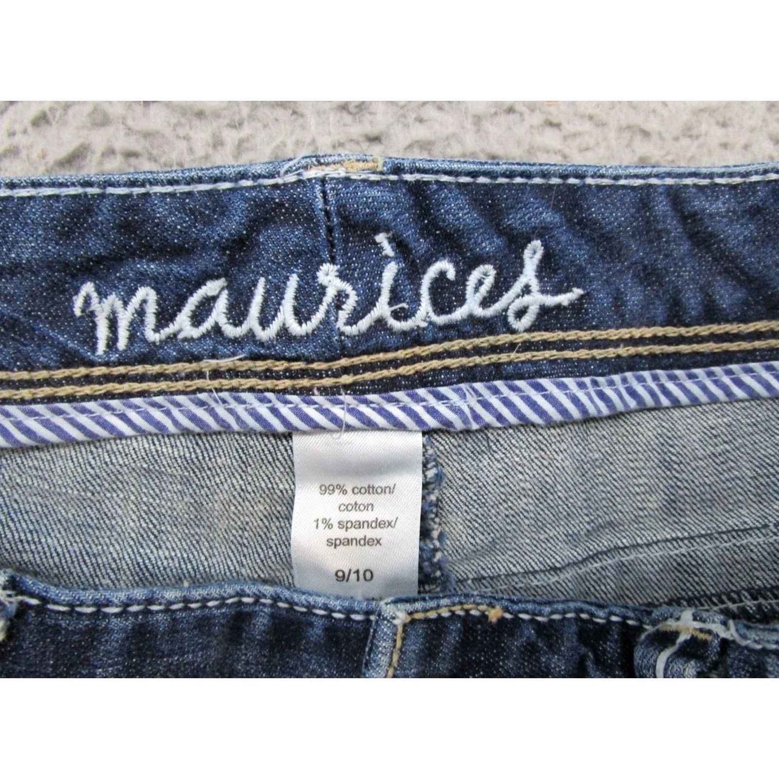 Vintage Maurices Mid Rise Denim Cuffed Shorts Womens 10 Blue Cotton Spandex Regular Denim Y2K Vintage No Stitch Classic 9/10 Styles Womens Size 32" / US 10 / IT 46 - 2 Thumbnail