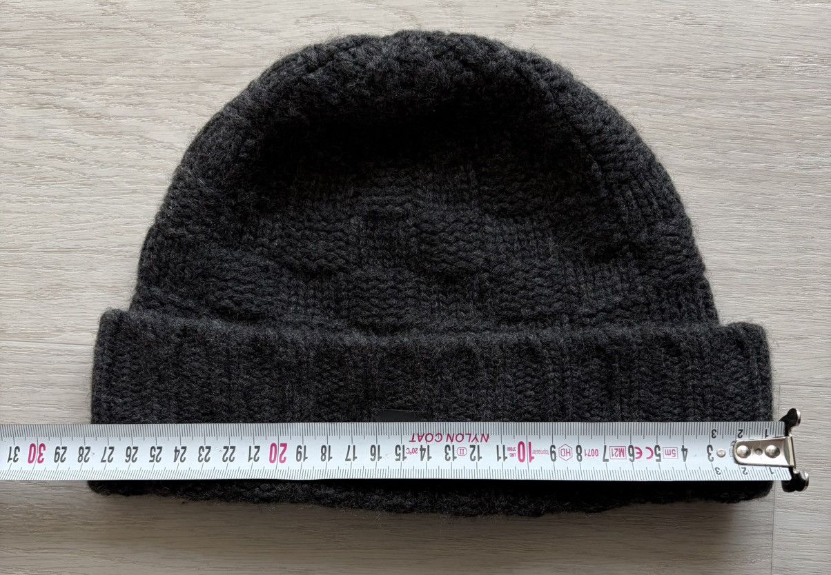Louis Vuitton LV cashmere beanie Size ONE SIZE - 3 Thumbnail