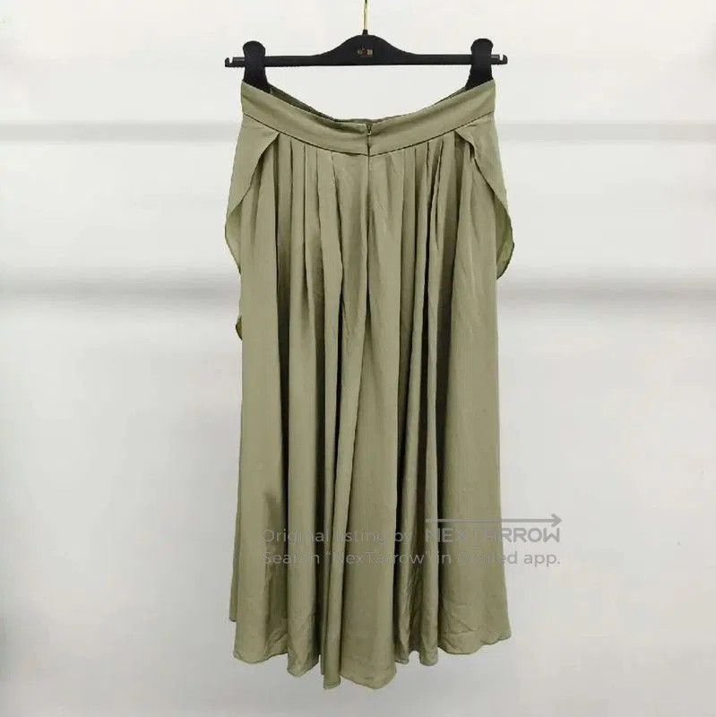 Other Balmain Light Green Pleated Women's Skirt . Size 28" / US 6 / IT 42 - 1 Thumbnail