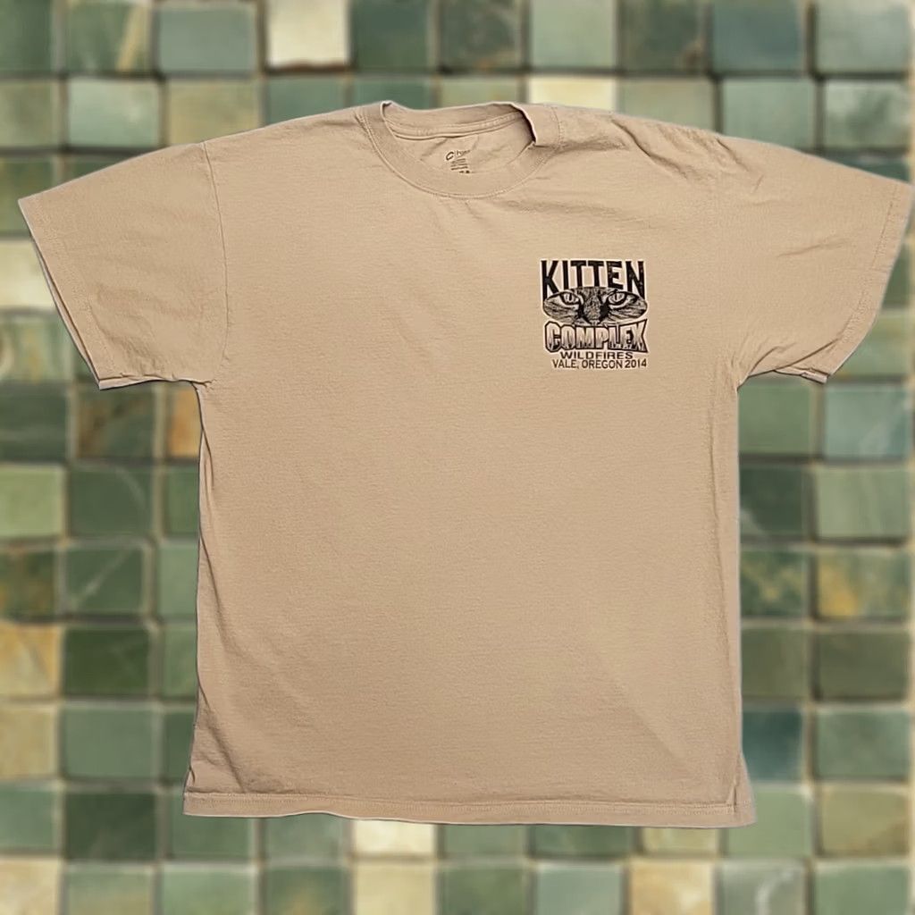 Vintage Wildland Firefighter Shirt Mens L 2014 Kitten Complex Brogan Hill Vale Oregon T-Shirt Graphic Print Crew Neck Short Sleeve Brown Cotton Jersey Regular Size US L / EU 52-54 / 3 - 1 Thumbnail
