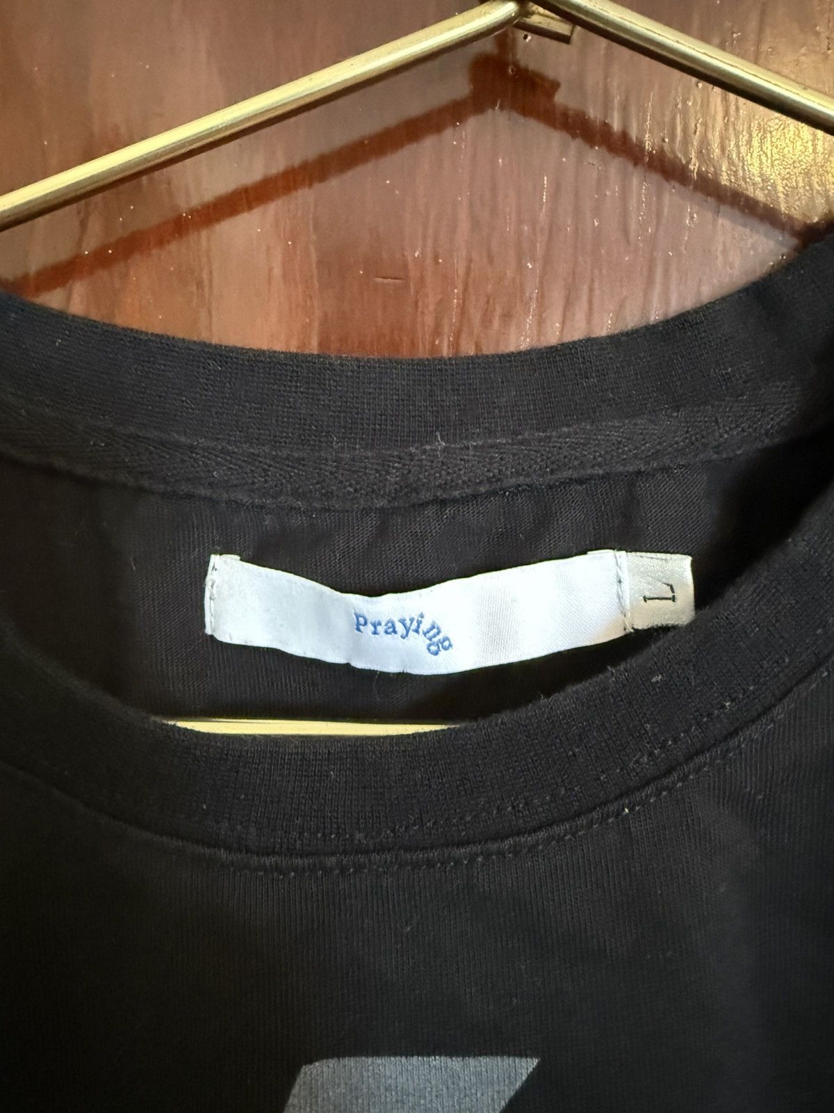 Praying “tár” Anime Tee in Black, Women's — image 2 of 2