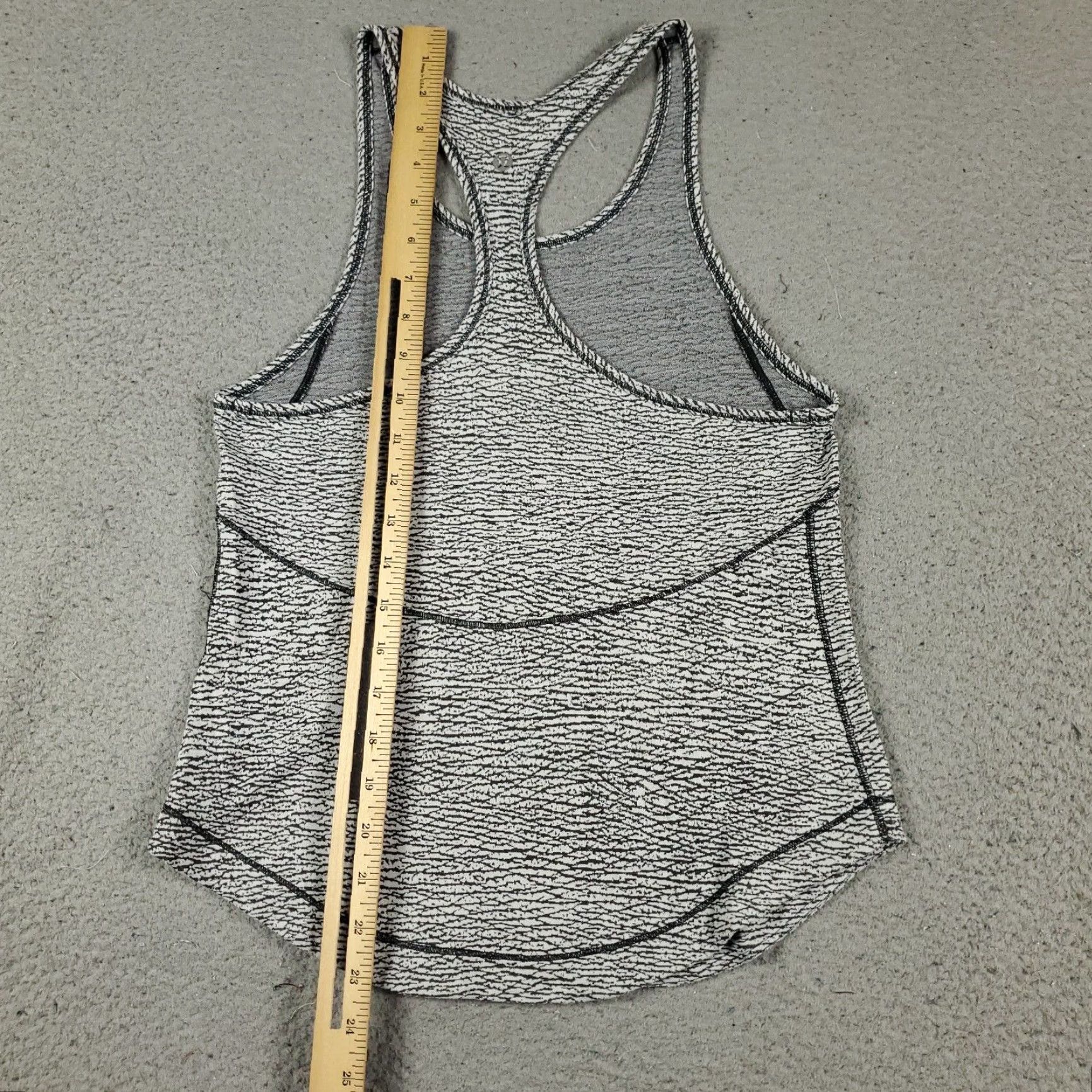 Lululemon Lululemon Tank Top Womens Size 6 Gray Long Distance Stretch Active Ladies Size M / US 6-8 / IT 42-44 - 3 Thumbnail
