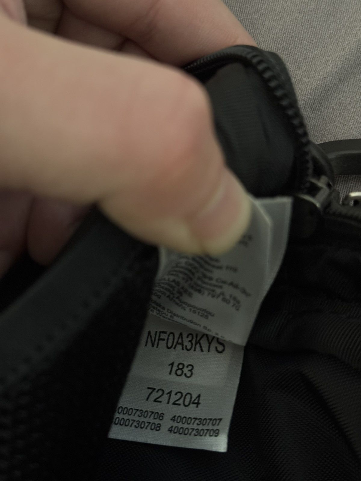 Supreme Supreme the north face tnf leather shoulder bag Red Size ONE SIZE - 5 Thumbnail
