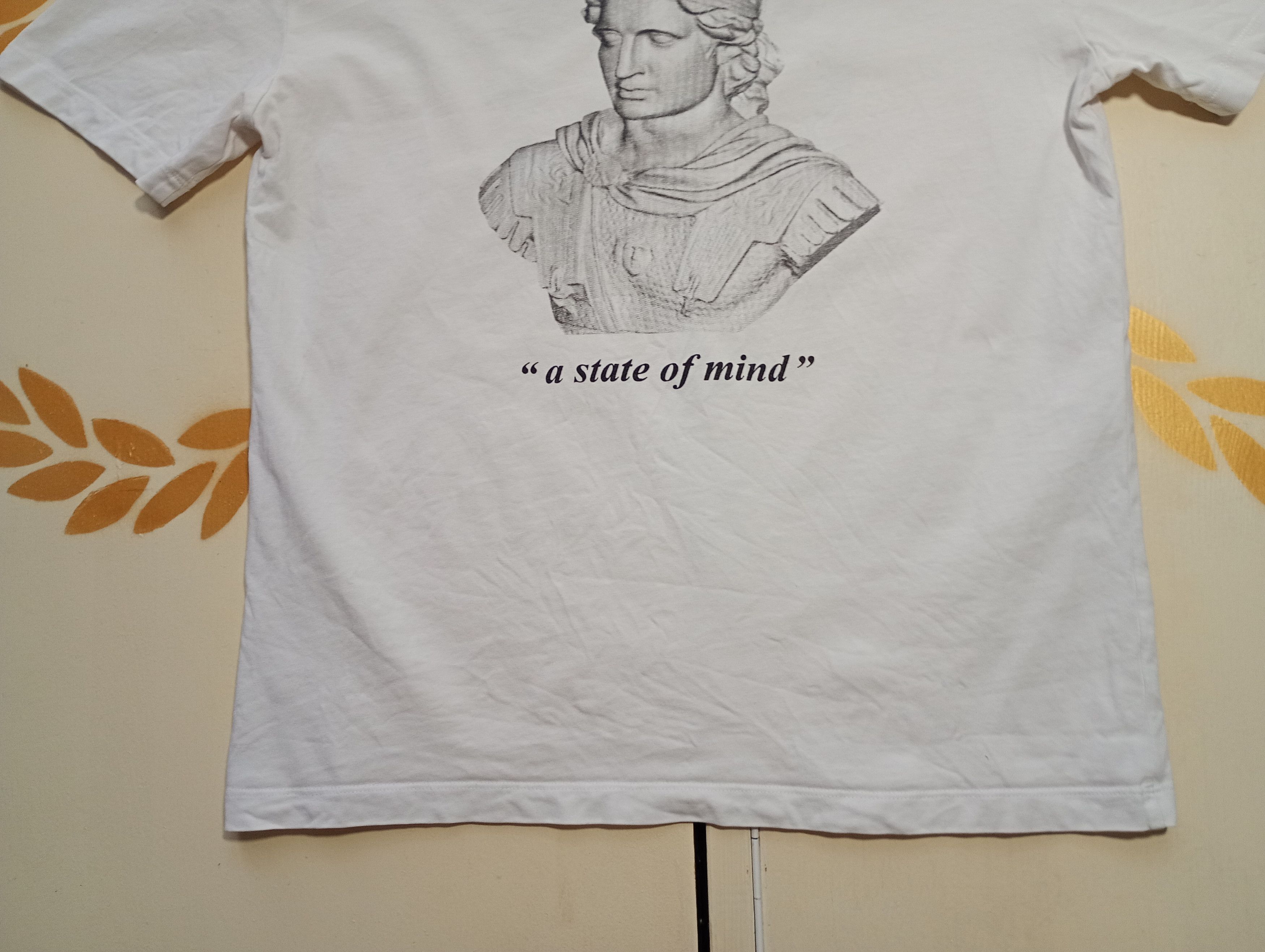 MCQ MCQ "A State of Mind" T-Shirt Size US M / EU 48-50 / 2 - 11 Thumbnail