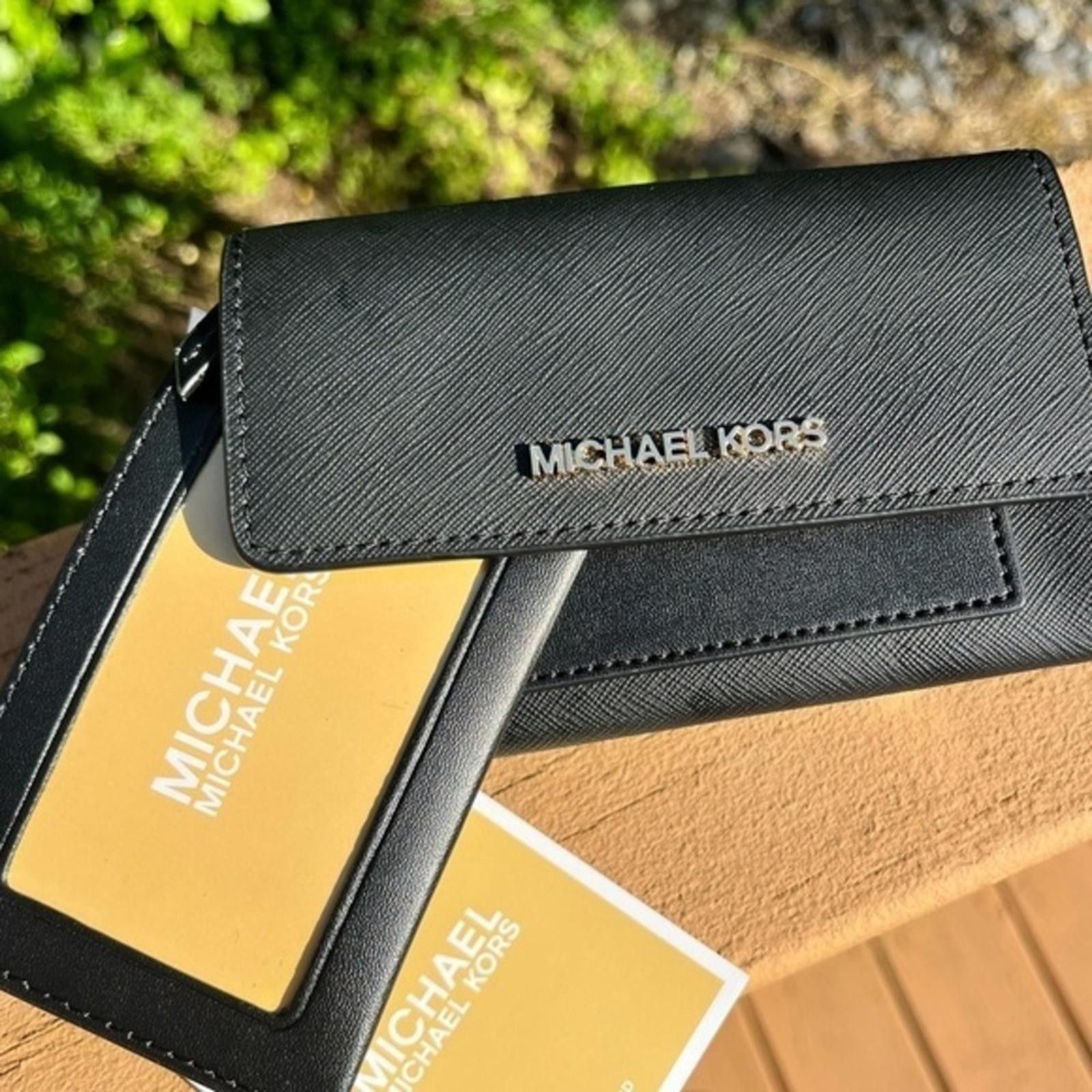 Michael Kors Michael Kors Wallet And Card Holder Set NWT Size ONE SIZE - 1 Thumbnail