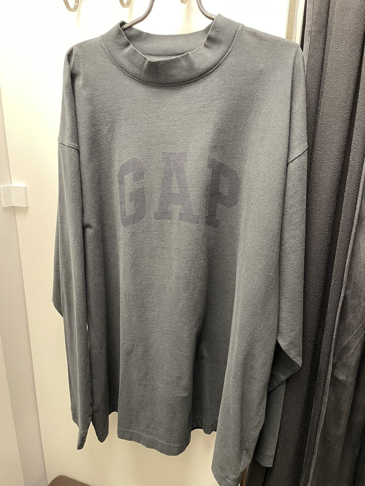 YEEZY GAP BALENCIAGA DOVE LONGSLEEVE