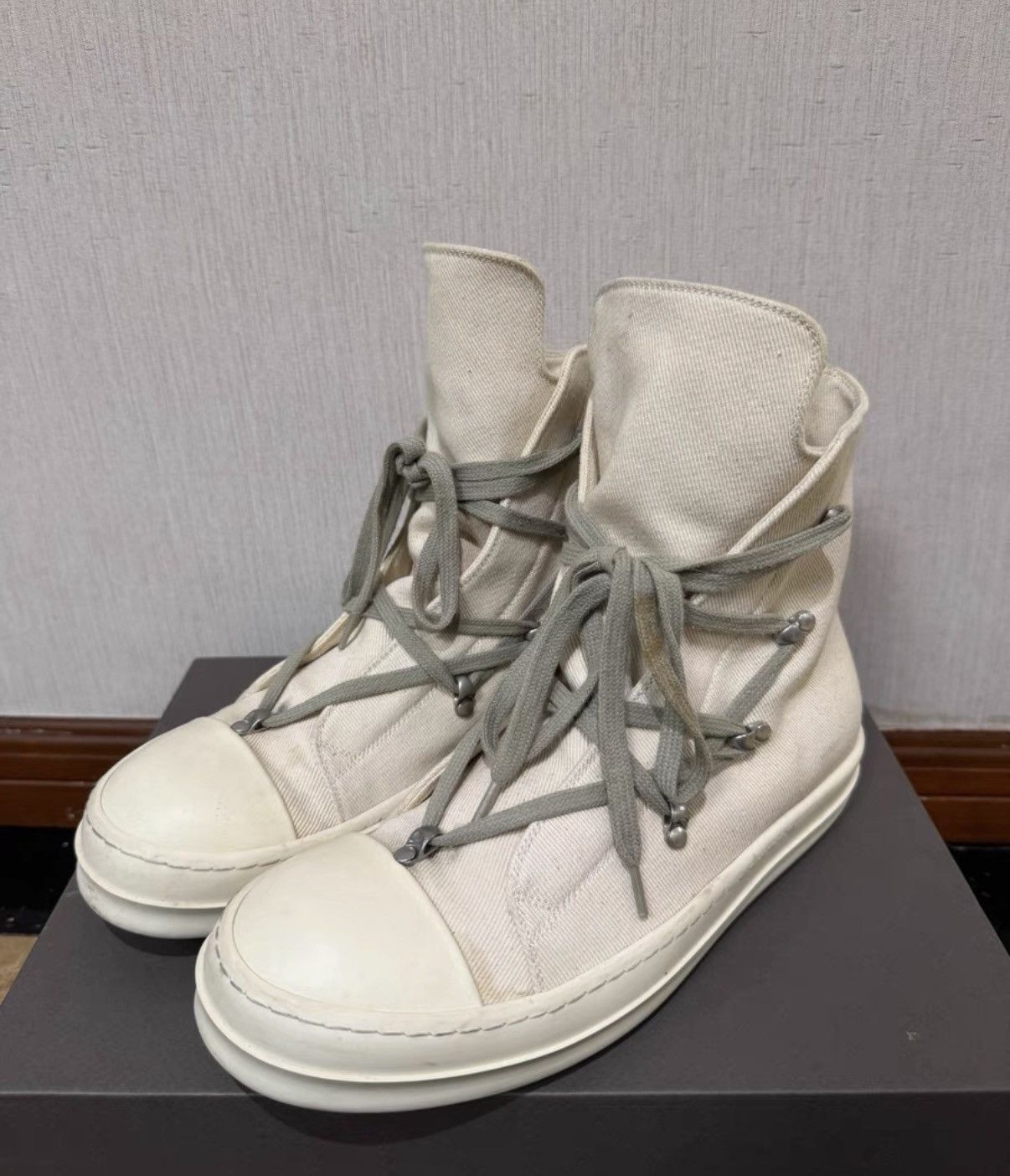 Rick Owens Rick Owens DRKSHDW Pentagram Lace-Up "Milk White" Sneakers Size US 8 / EU 41 - 1 Thumbnail