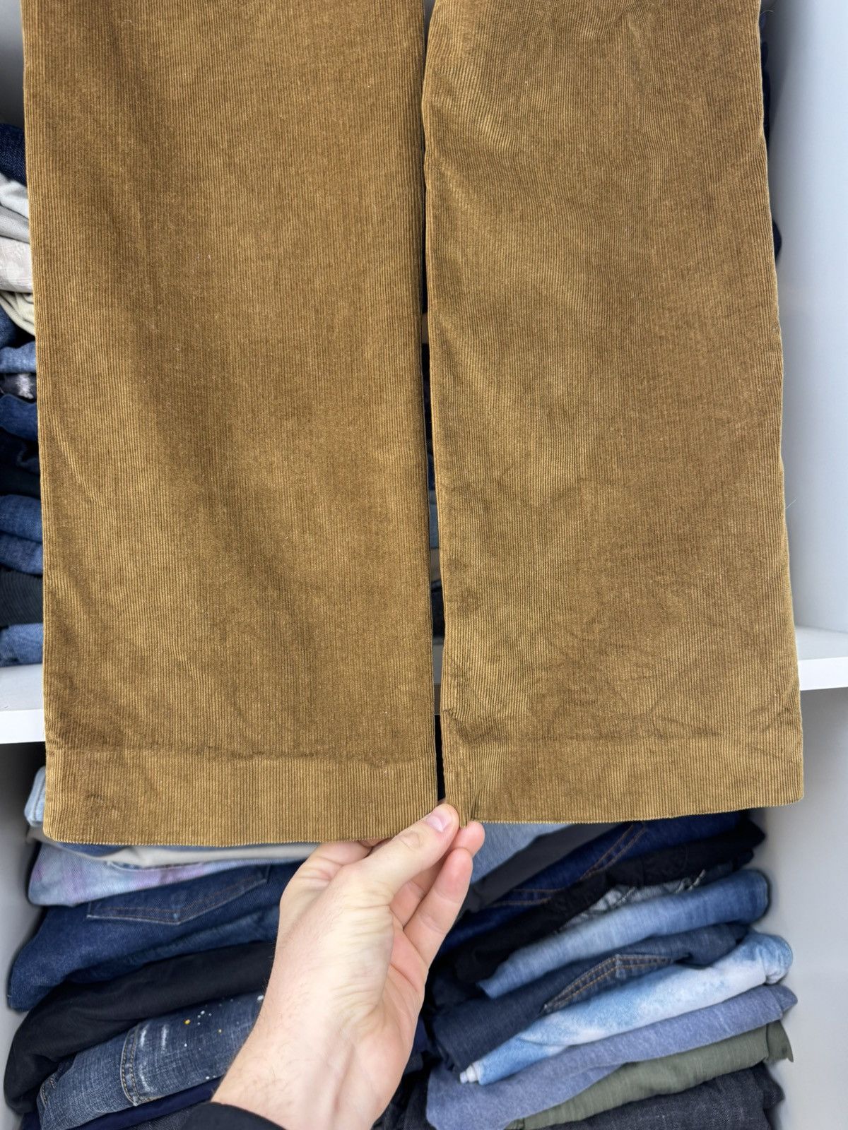 Weekend Max Mara Weekend Max Mara High-Waisted Capri Corduroy Pants Stretch Size 28" / US 6 / IT 42 - 16 Thumbnail
