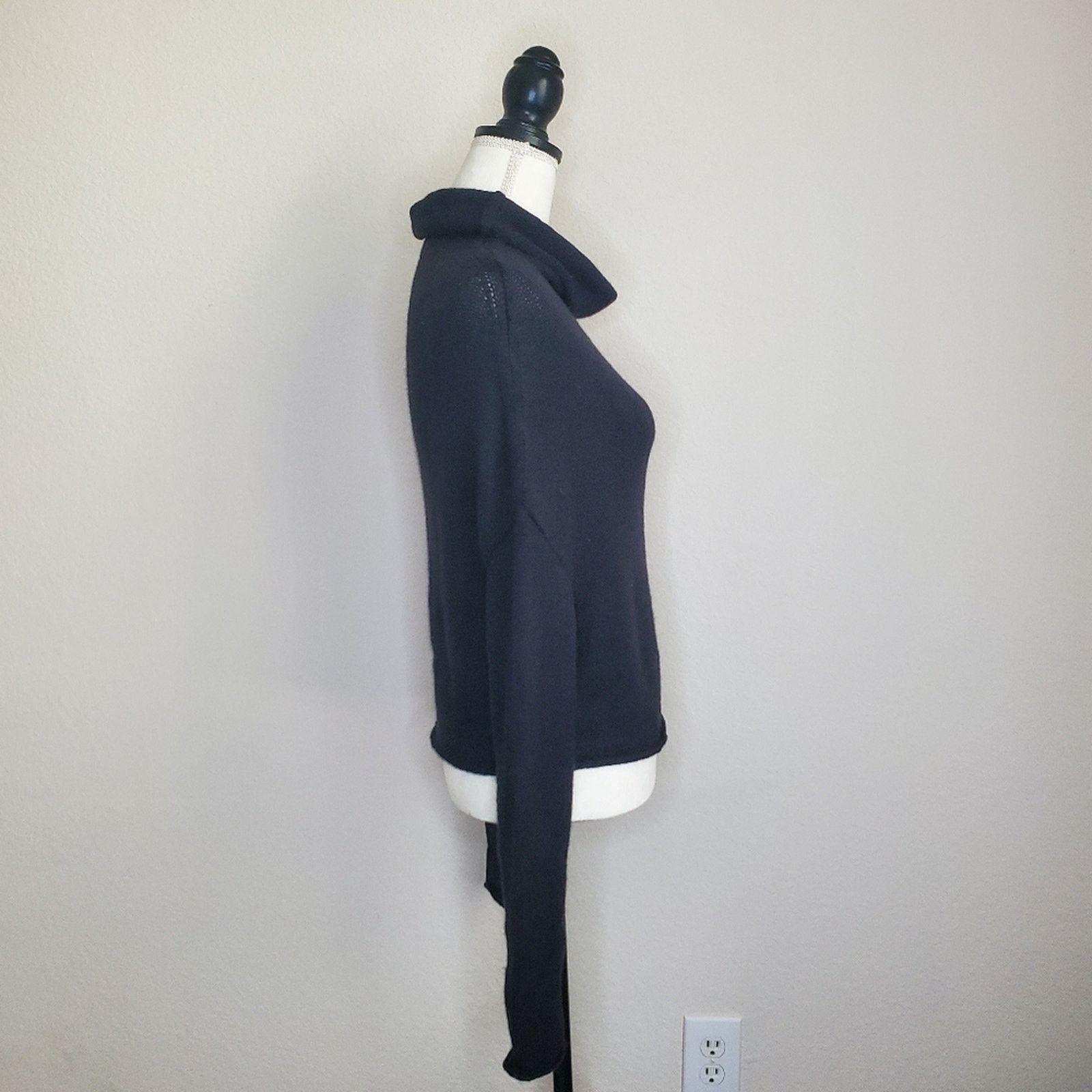 Vince Vince Wool Blend Cropped Sweater Small Size S / US 4 / IT 40 - 2 Thumbnail