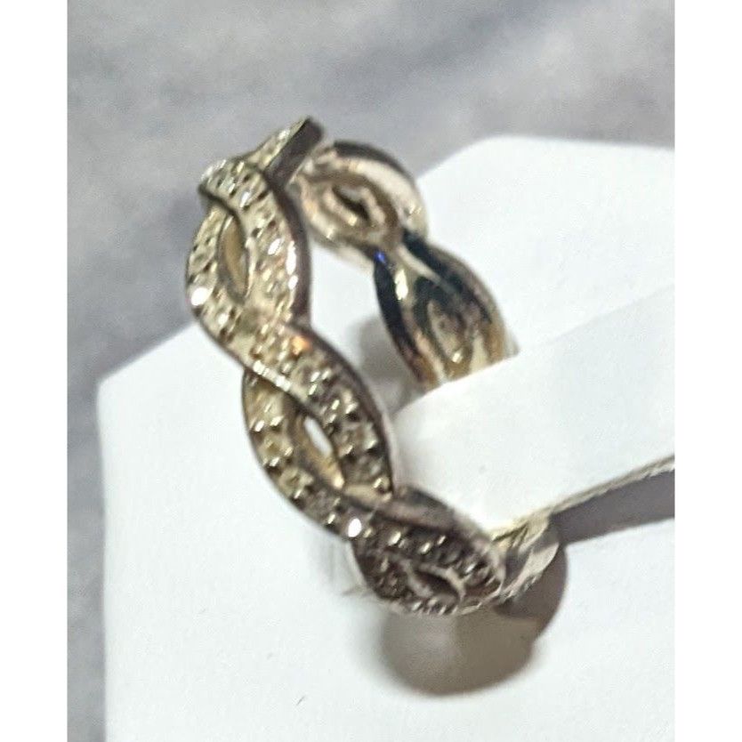 Other Infinity Clear Stoned Silver Tone Ring Size 8 Size ONE SIZE - 11 Thumbnail