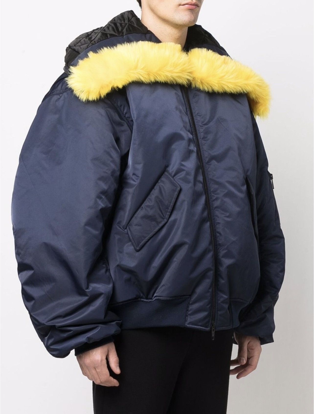 Balenciaga 🔥$4.5K VALUE🔥 Faux Fur Bomber Jacket Size US M / EU 48-50 / 2 - 3 Thumbnail