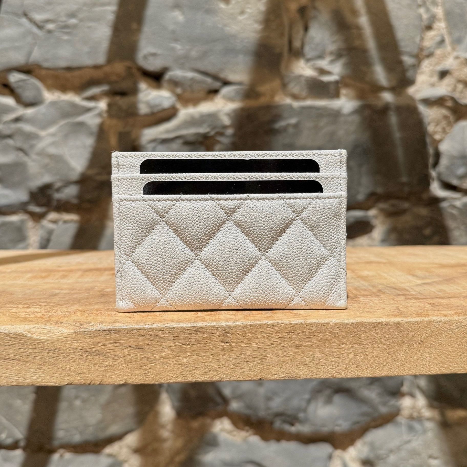 Chanel Chanel 23C White Caviar CC Card Case Size ONE SIZE - 4 Thumbnail