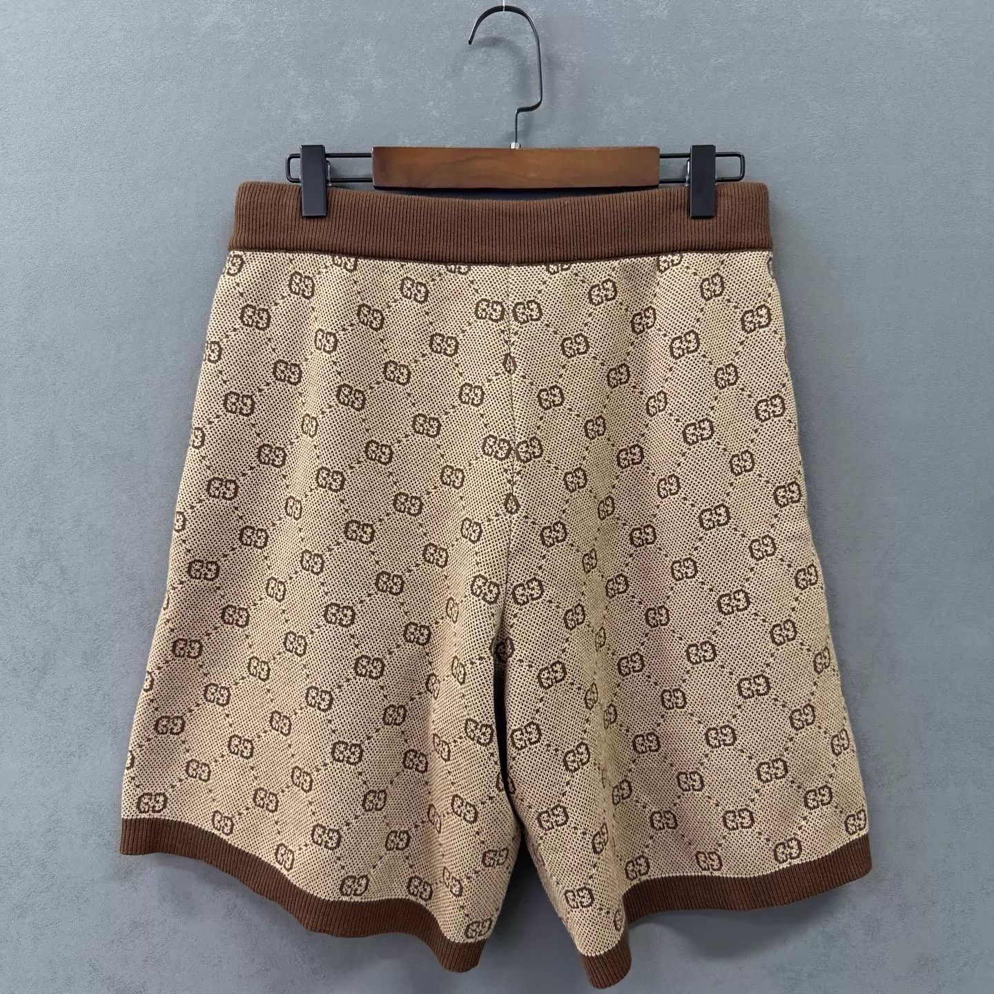Gucci Gucci Brown Full Logo Shorts S New With Tags Size 26" / US 2 / IT 38 - 1 Thumbnail
