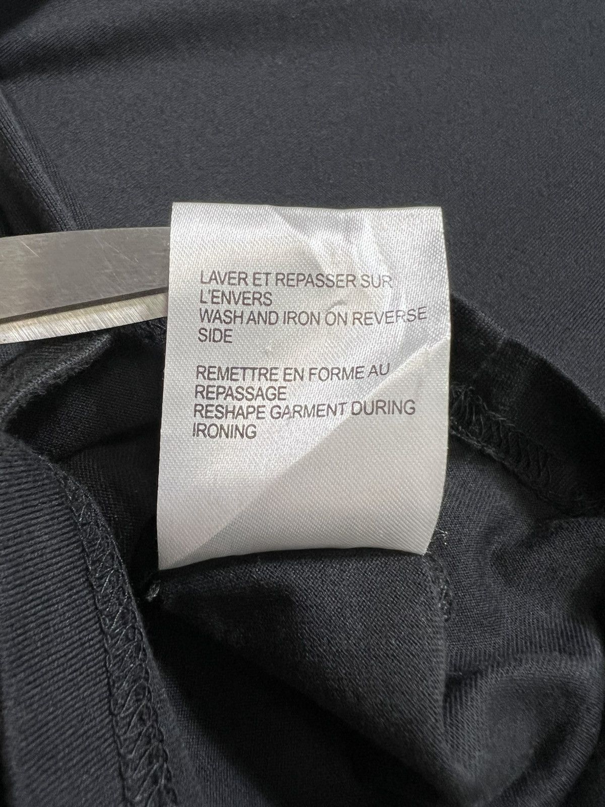 Givenchy Givenchy - Riccardo Tisci - Floral Print Star Neckline Tee Size US L / EU 52-54 / 3 - 13 Thumbnail