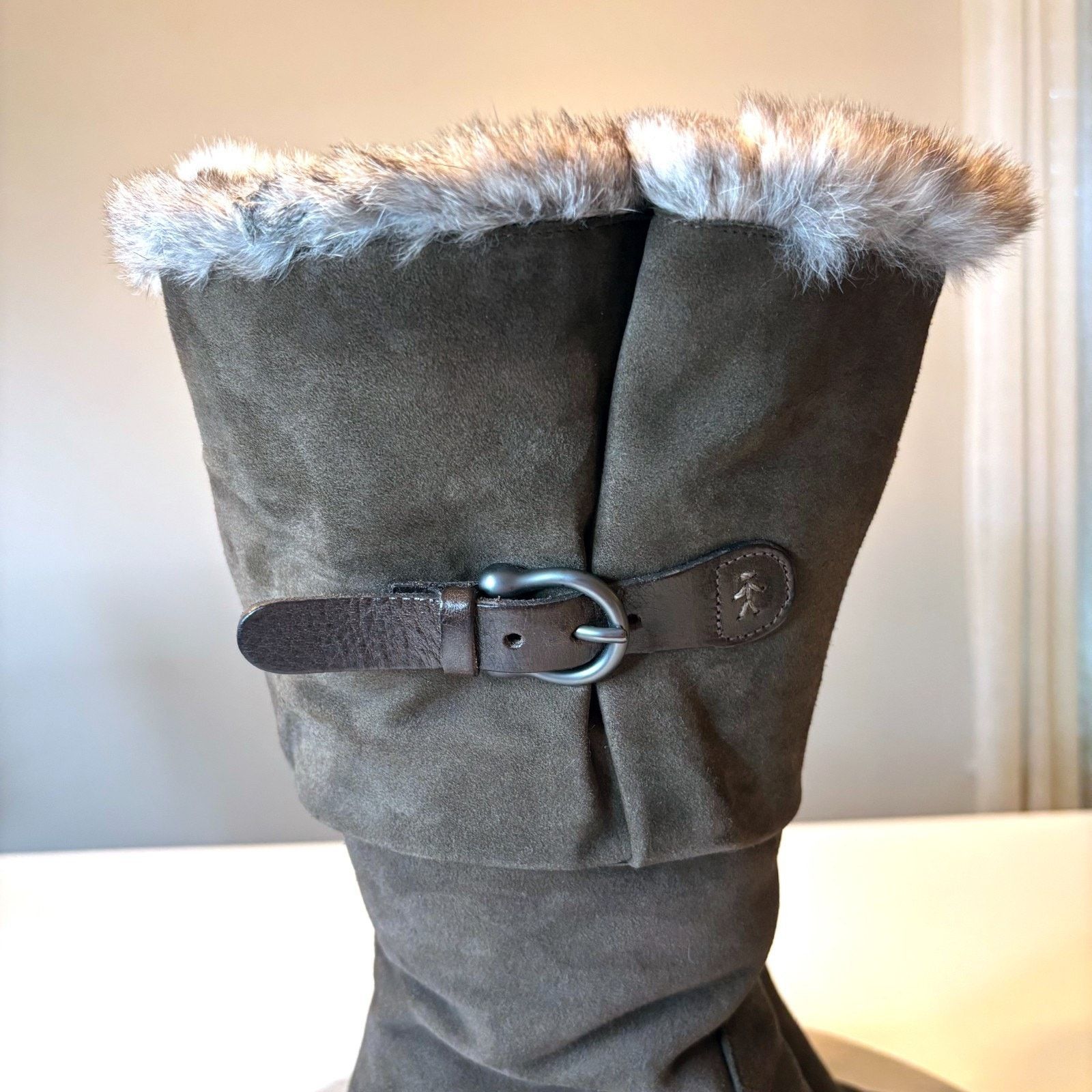 HENRY BEGUELIN Henry Beguelin Suede Fur Trim Boots Sz 9 Brown Buckle Heel Size US 9 / IT 39 - 8 Thumbnail