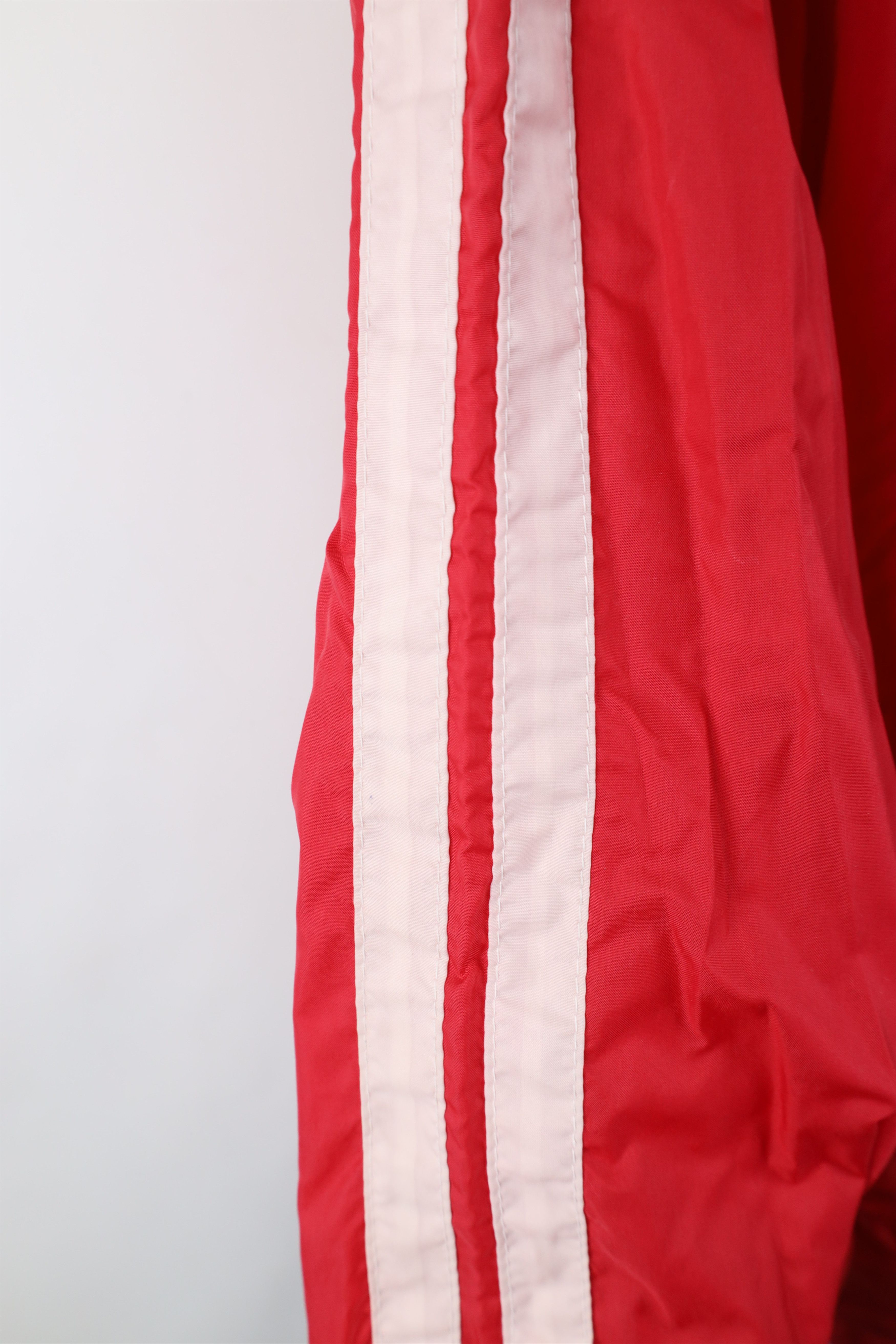 Vintage Vintage 90s Streetwear Anorak Windbreaker Jacket Red Size US XL / EU 56 / 4 - 9 Thumbnail
