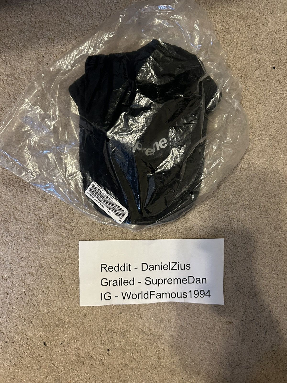 Supreme Supreme Velvet Pattern Camp Cap 'Black' Size ONE SIZE - 3 Thumbnail