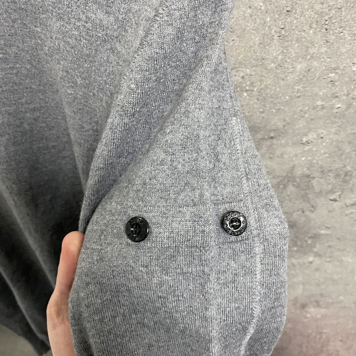 Stone Island Stone Island Sweatshirt Crew Neck Sweater Y2K Rare Size US S / EU 44-46 / 1 - 6 Thumbnail