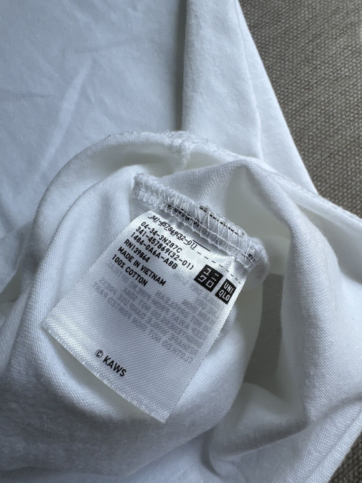 Kaws × Uniqlo Kaws + UT Graphic T-Shirt Size US M / EU 48-50 / 2 - 5 Thumbnail