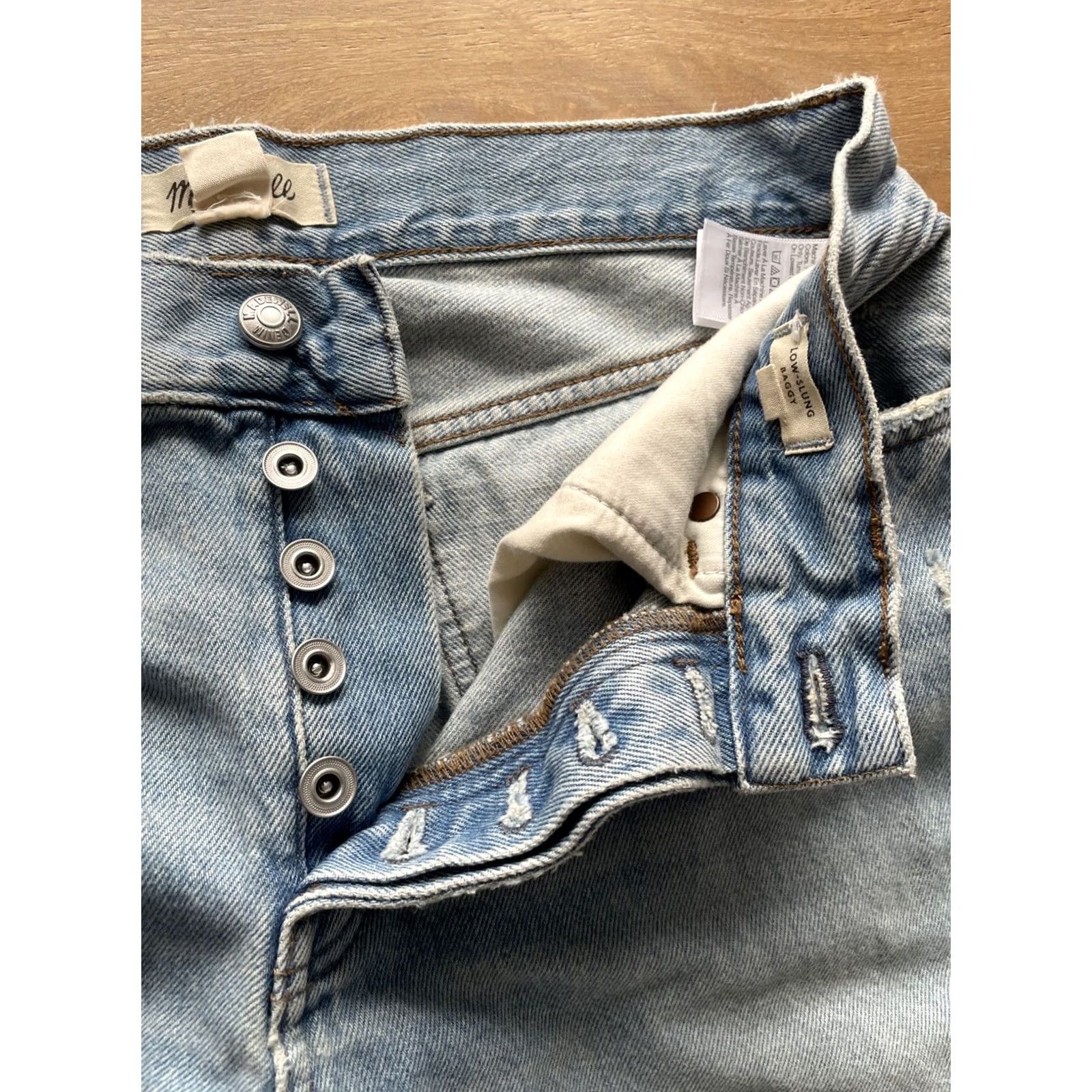 Madewell Madewell Jeans Womens 26P Relaxed Wide-Leg Distressed Denim Cuffed 32x27 Blue Leather? (Note: Original does not include leather) Size 26" / US 2 / IT 38 - 5 Thumbnail