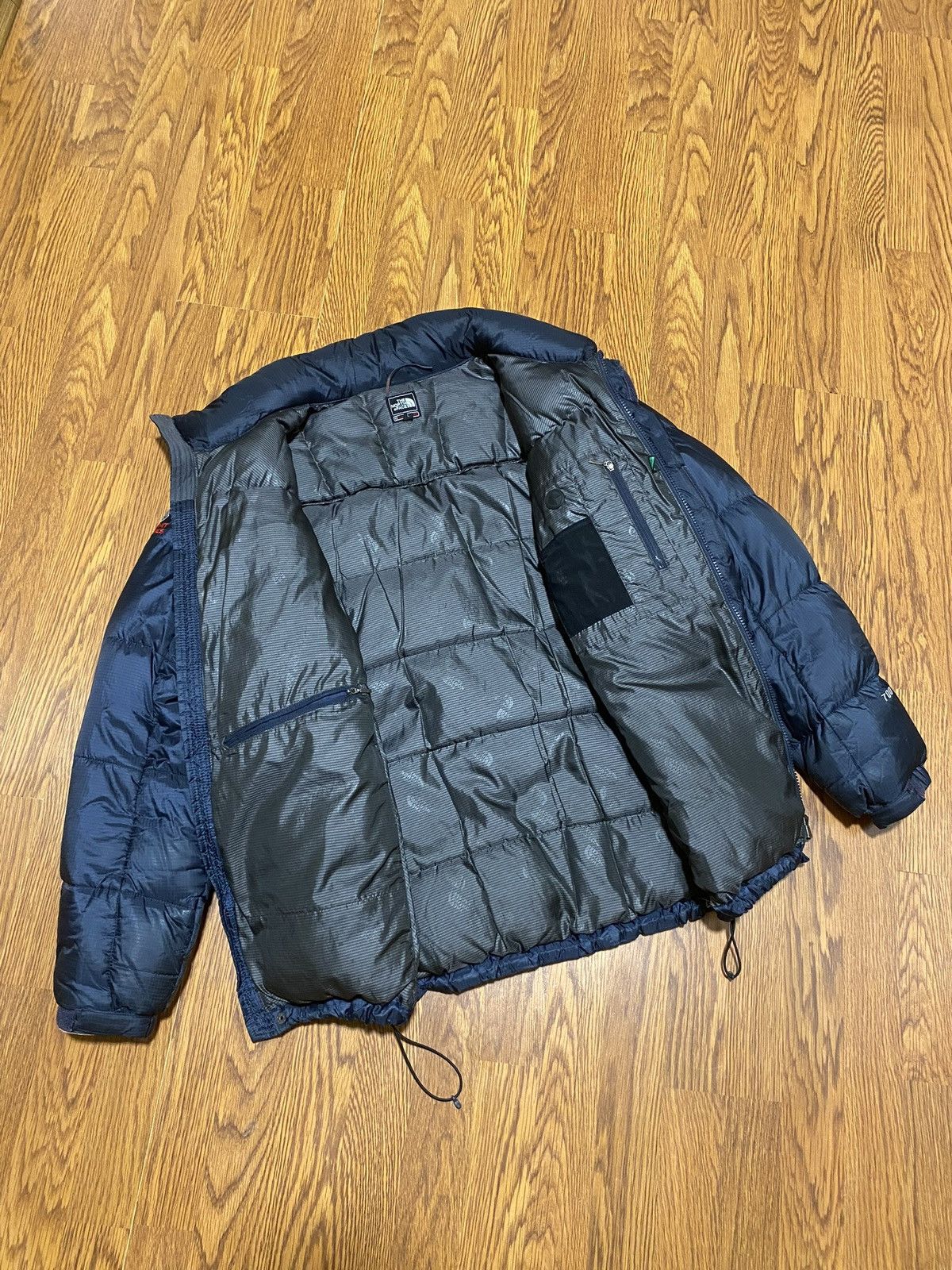 The North Face THE NORTH FACE Summit Series 700 Puffer Jacket Size US L / EU 52-54 / 3 - 2 Thumbnail