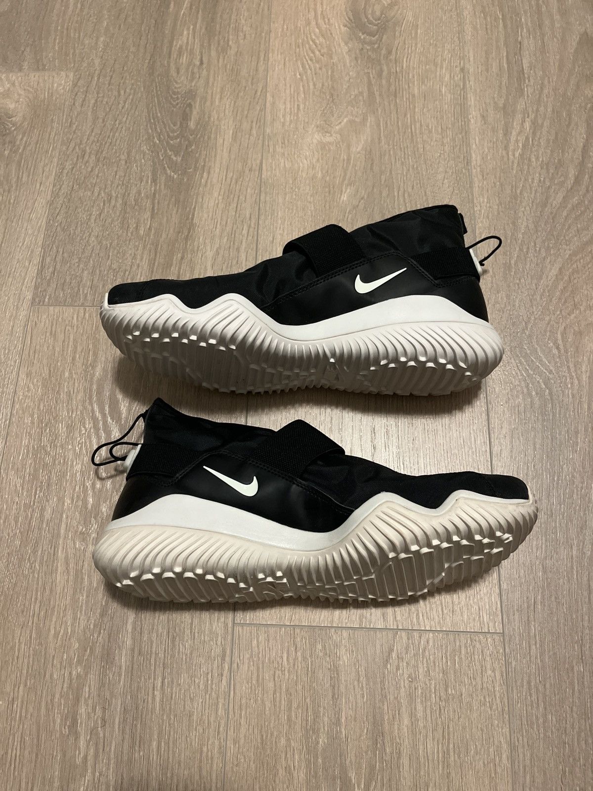 Nike Nike Komyuter Size US 9 / EU 42 - 3 Thumbnail