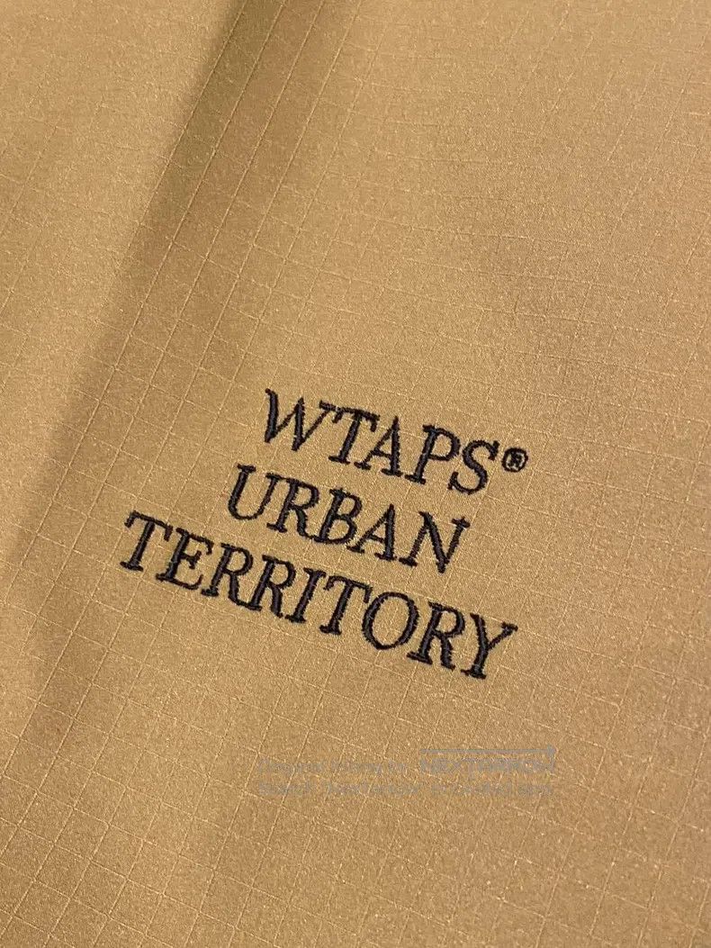 Wtaps Wtaps The hooded jacket is a single-layer jacket. Size US XL / EU 56 / 4 - 6 Thumbnail