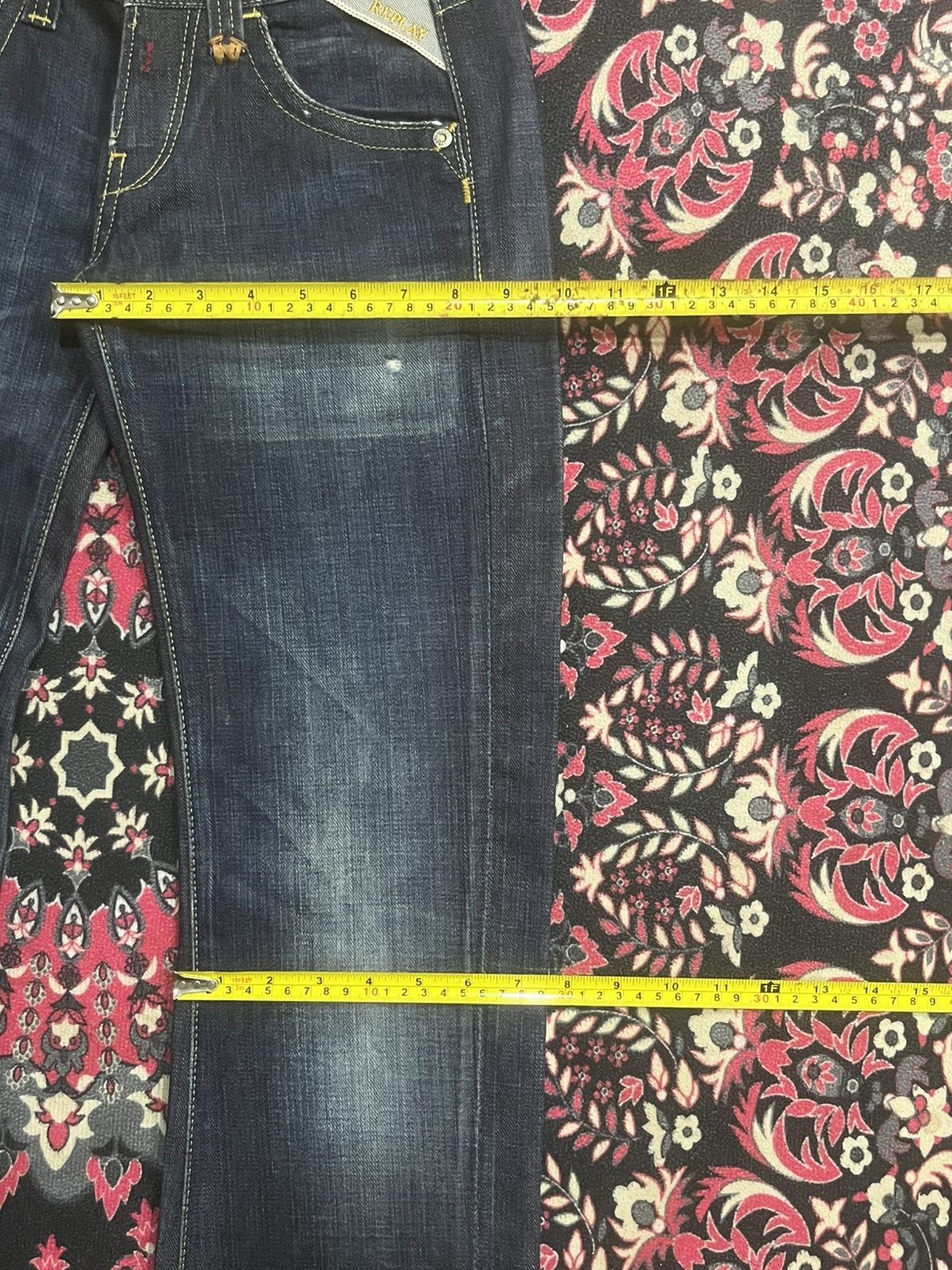 Replay Vintage Replay Dark Blue Faded Washed Frayed Leg Flare Jeans Size 26" / US 2 / IT 38 - 16 Thumbnail