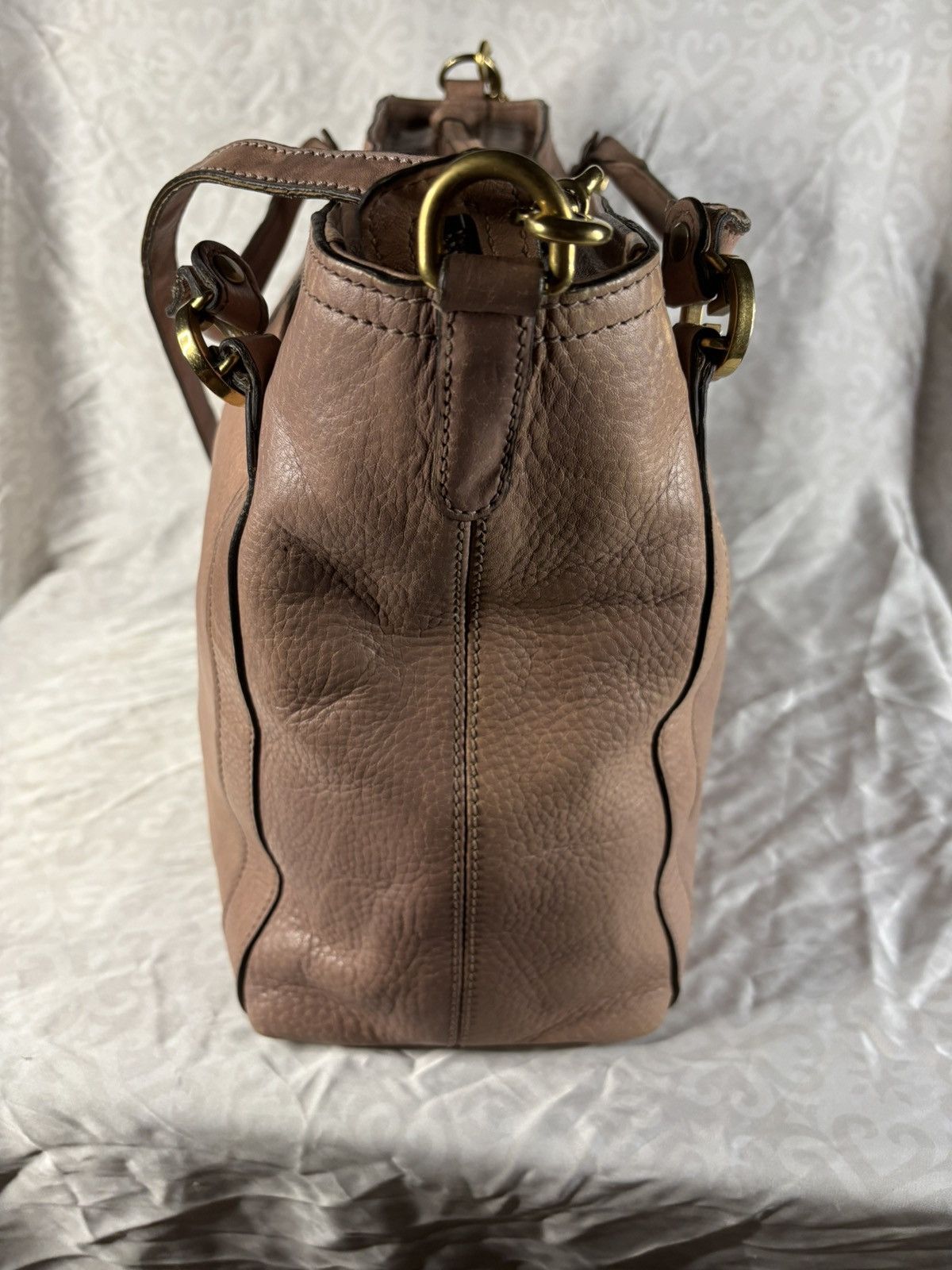 Gucci (very worn) Gucci Japan Exclusive 2 Way Bag sakura Size ONE SIZE - 4 Thumbnail