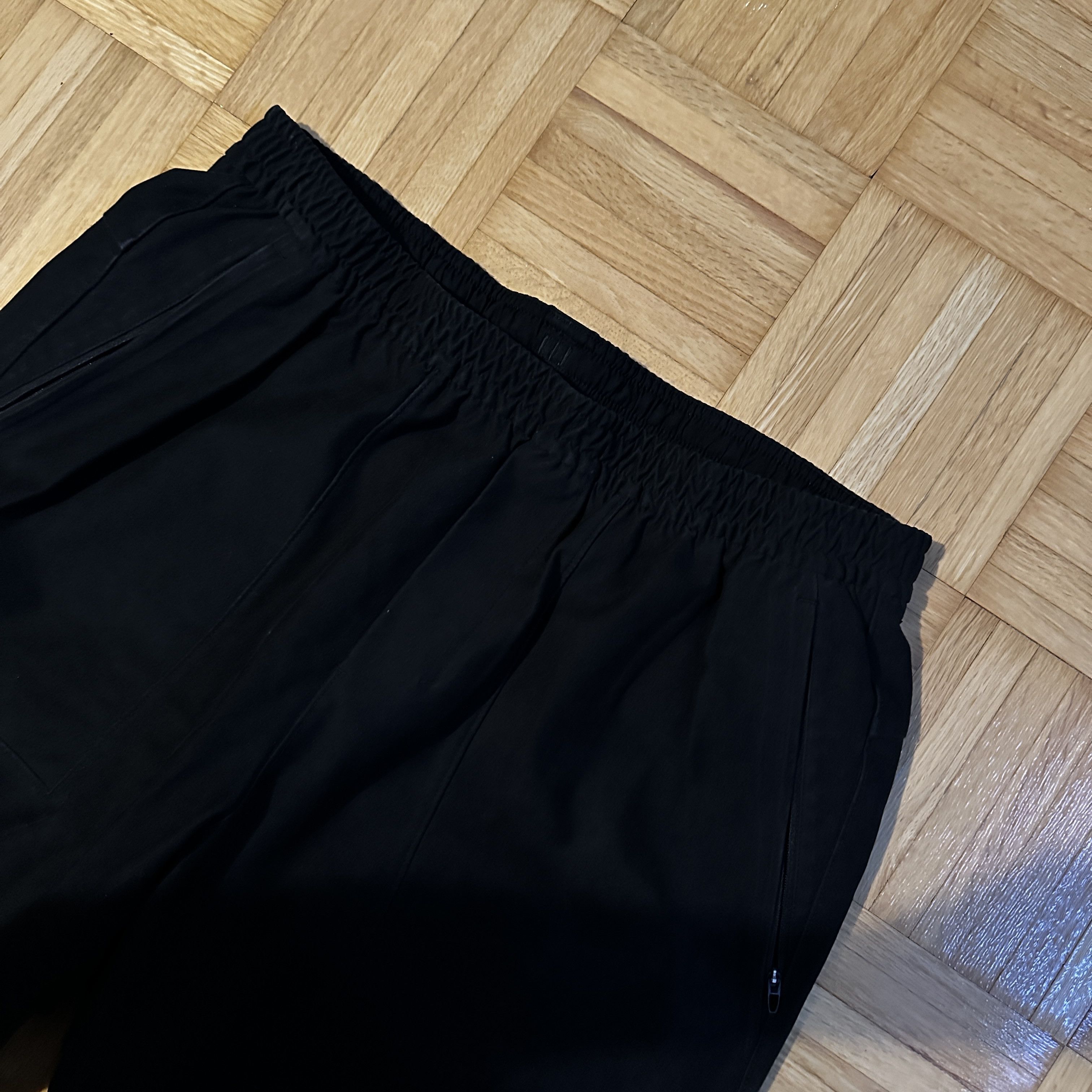Lululemon Lululemon Utilitech Pull-On Classic-Fit Pant Black Large Size US 36 / EU 52 - 3 Thumbnail