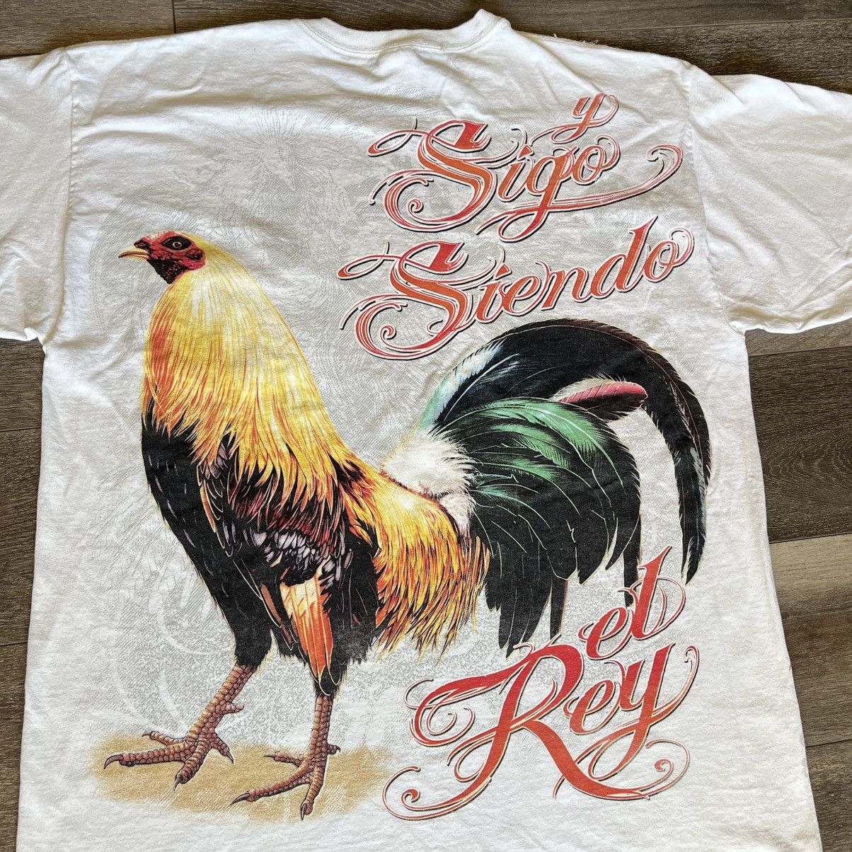 Vintage Vintage 2000s Sigo Siendo El Rey Mexican Rooster Graphic Tee Size US XL / EU 56 / 4 - 3 Thumbnail