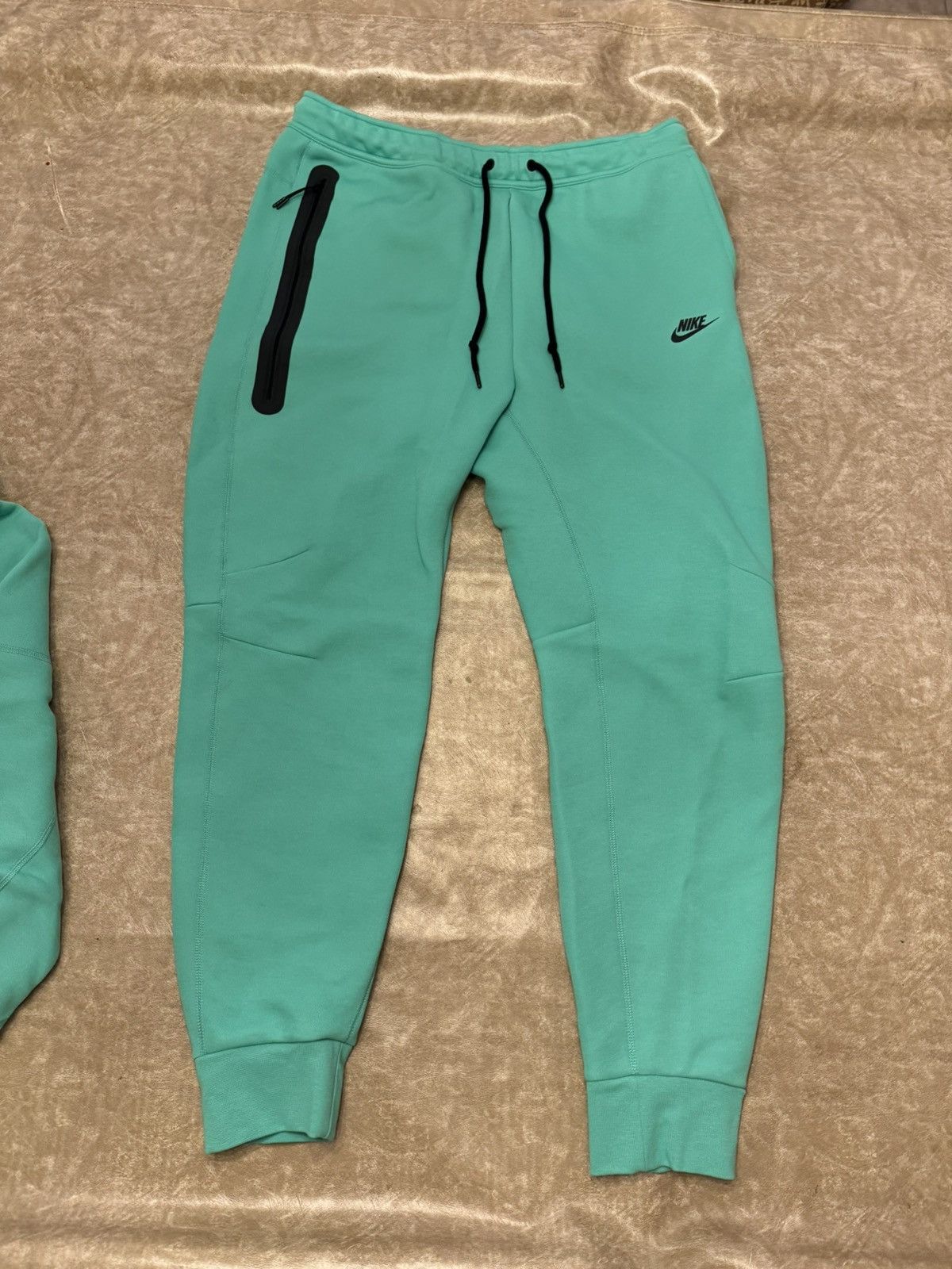 Nike Nike tech set Size US XL / EU 56 / 4 - 4 Thumbnail