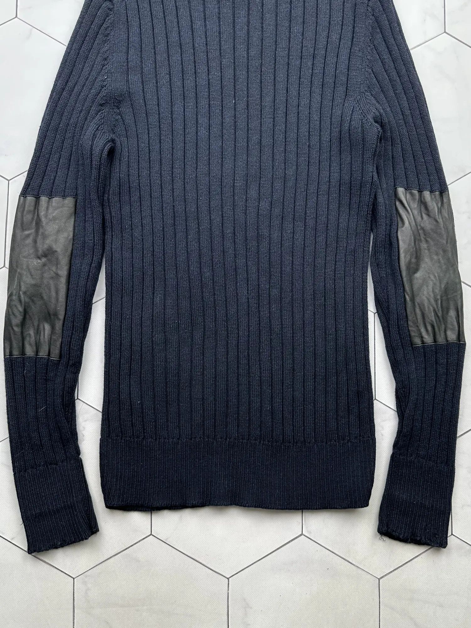 Salvatore Ferragamo Salvatore Ferragamo Vintage Wool Sweater (B290) Size US M / EU 48-50 / 2 - 9 Thumbnail