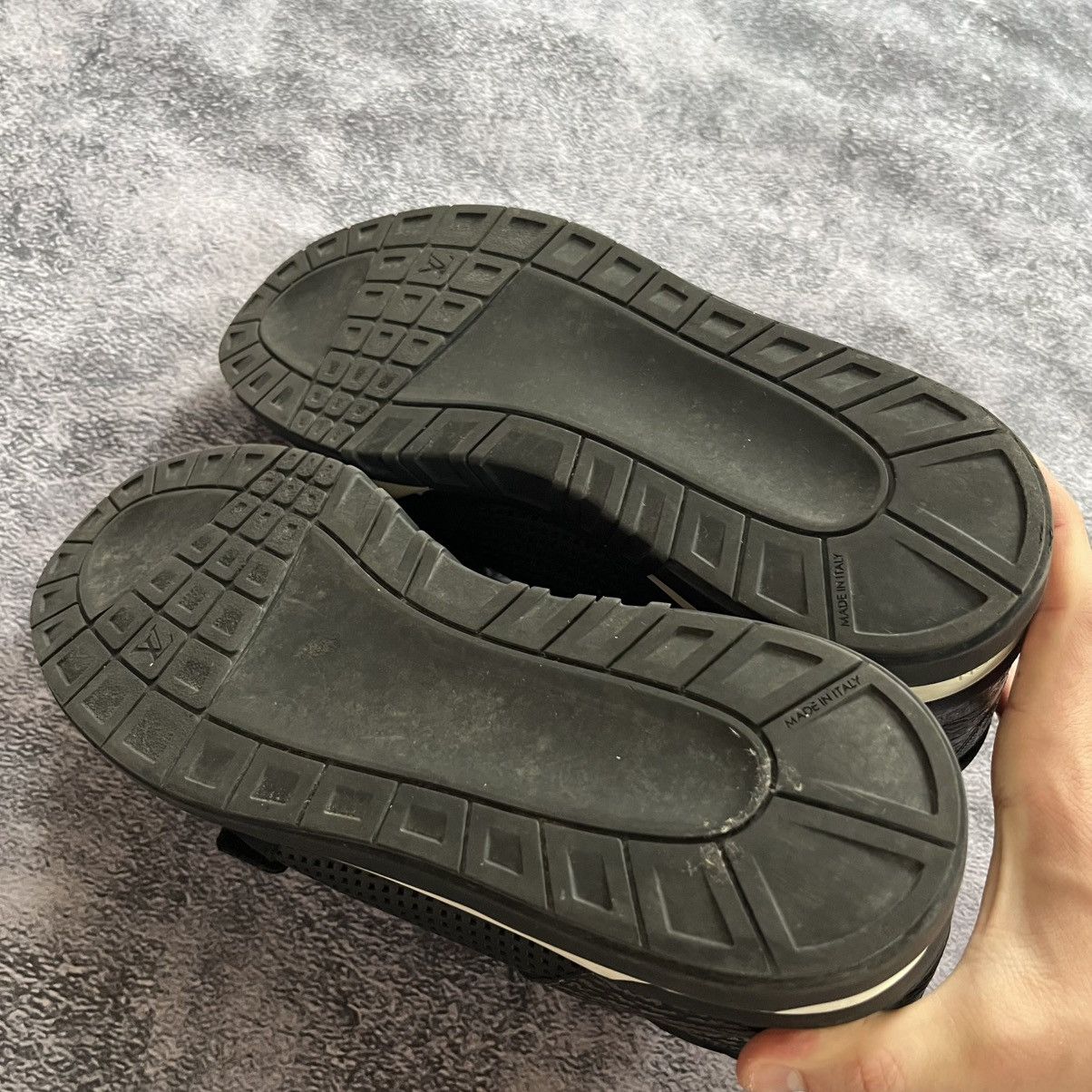 Louis Vuitton Louis Vuitton LV Trainer Hi-Top Sneakers Leather Size 10.5US Size US 10.5 / EU 43-44 - 10 Thumbnail
