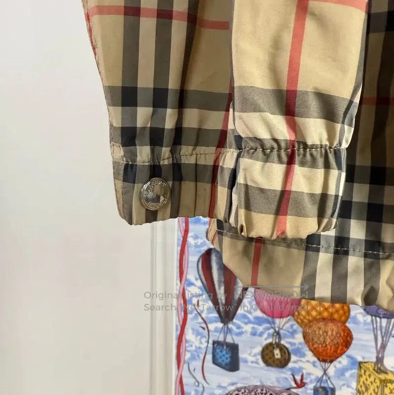 Burberry Burberry Color-Block Women's Jacket in Large. Size L / US 10 / IT 46 - 5 Thumbnail
