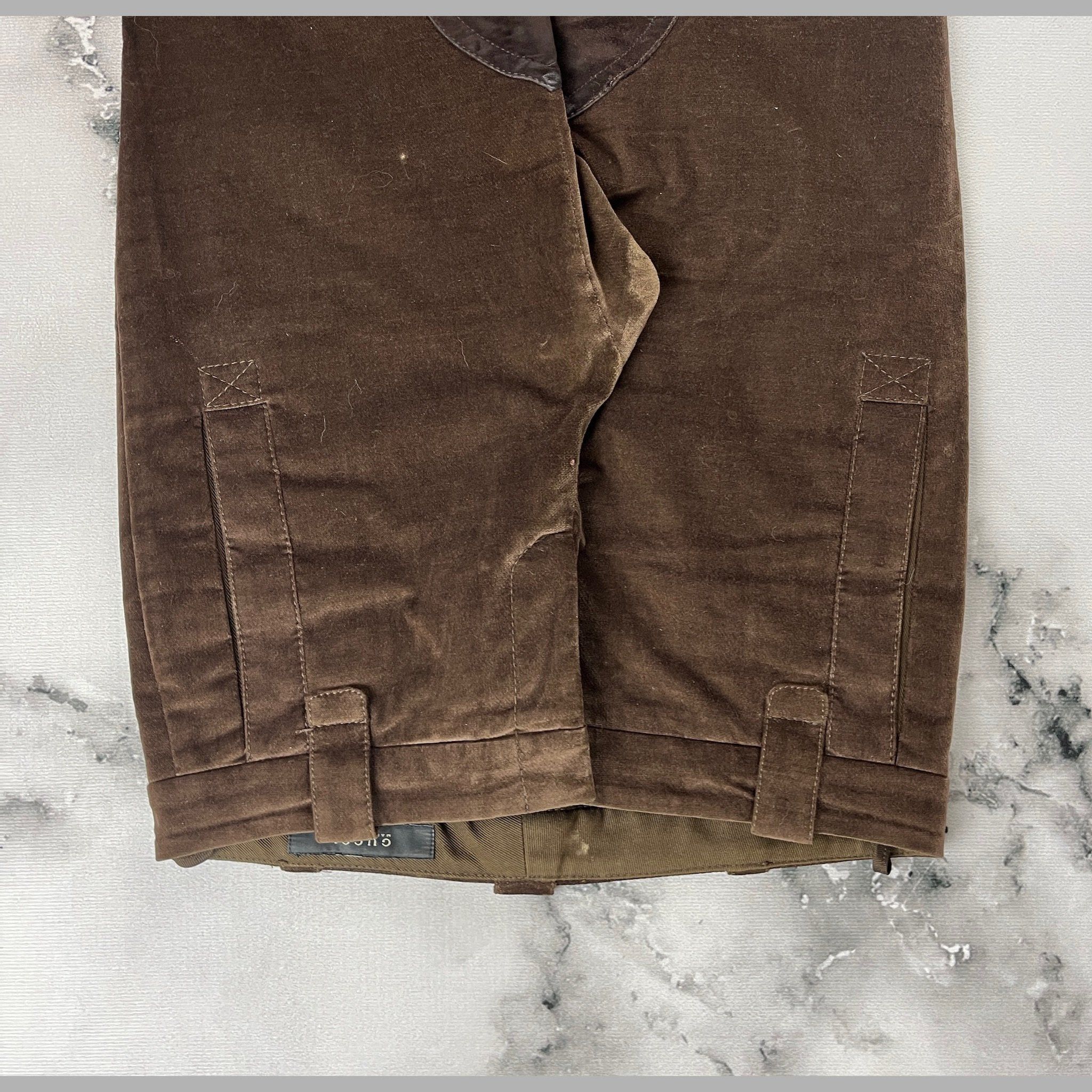 Gucci Pantaloni Gucci Velluto Liscio – 38 IT Size US 26 / EU 42 - 2 Thumbnail
