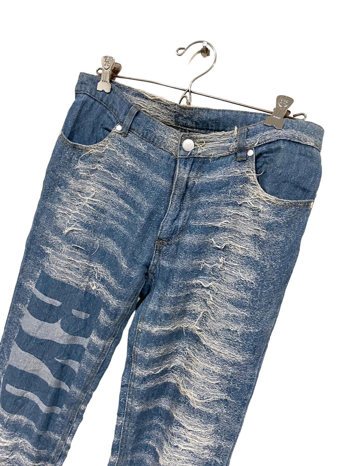 If Six Was Nine × Japanese Brand × Le Grande Bleu (L.G.B.) Japan Oceanus Waves Destroy Jeans Size US 31 - 4 Thumbnail