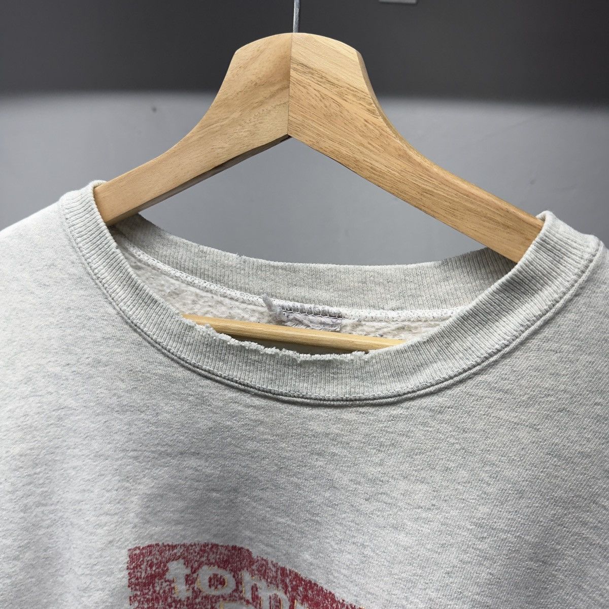 Vintage 90s Thrashed Faded Distressed Tommy Sweatshirt ERD Grunge Size US XXL / EU 58 / 5 - 3 Thumbnail