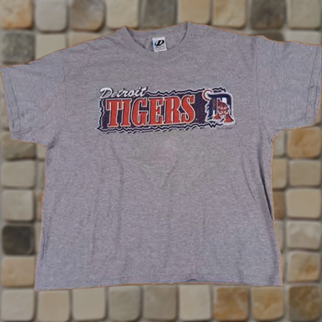 Vintage DYNASTY Detroit Tigers T-Shirt Gray XL Crew Neck Short Sleeve Sports USA Men 2003 Vintage? Size US XL / EU 56 / 4 - 1 Thumbnail