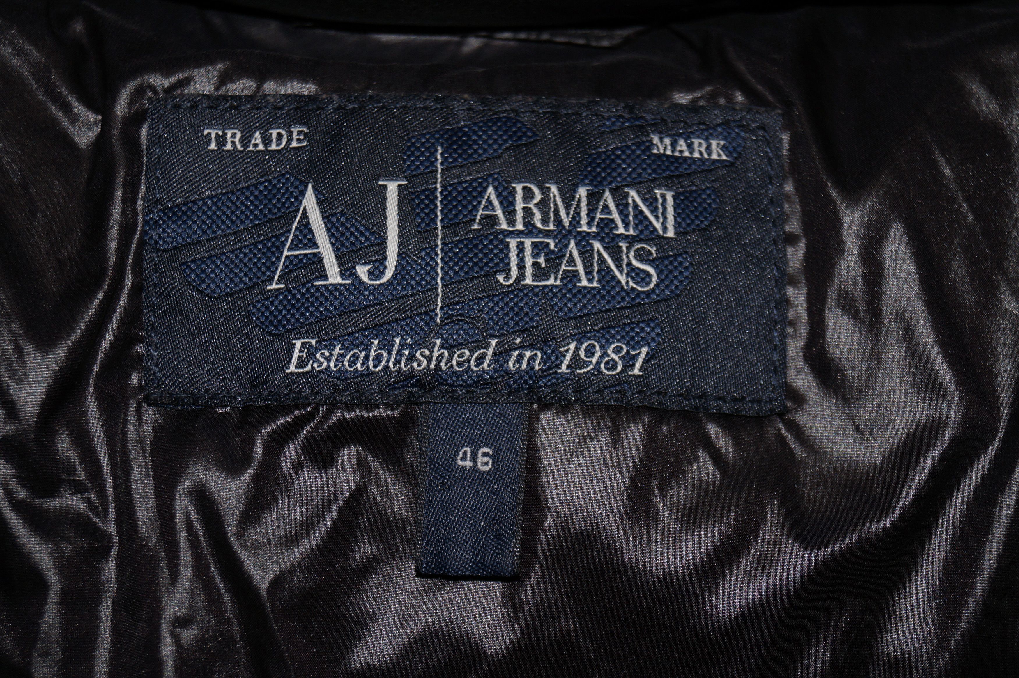 Armani Armani Jeans womens down jacket L size Size L / US 10 / IT 46 - 14 Thumbnail