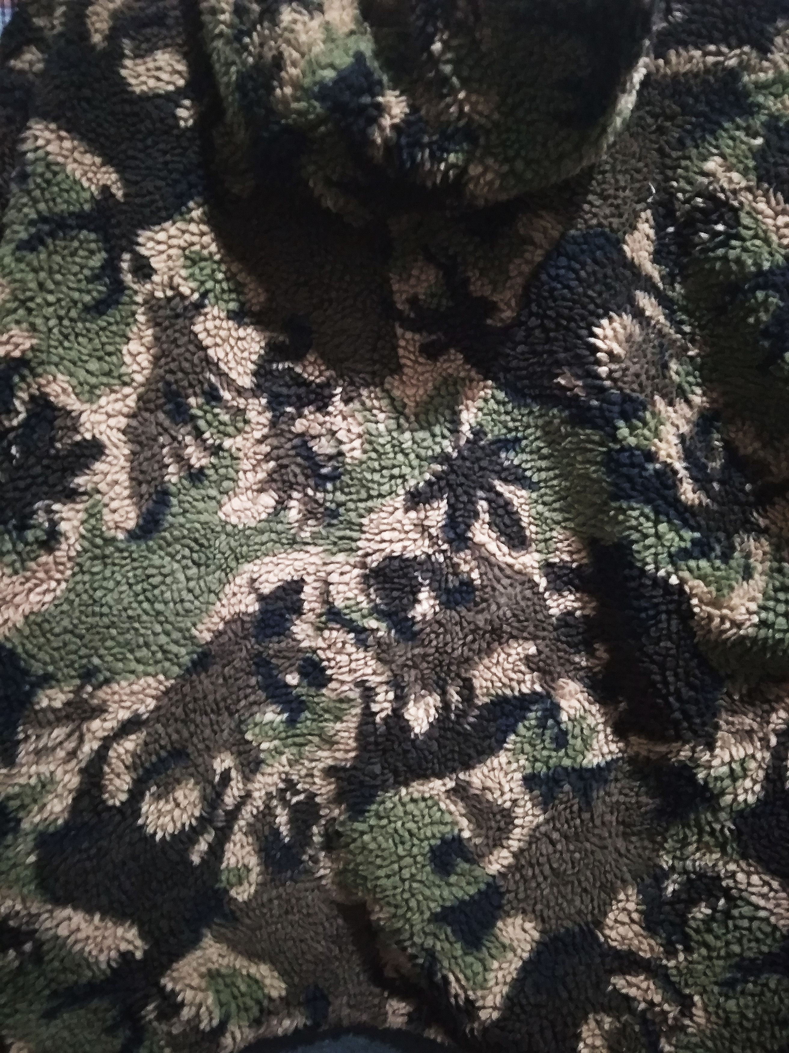 Japanese Brand Kriff Mayer hidden weed animals camo fleece Reversible Size US L / EU 52-54 / 3 - 8 Thumbnail