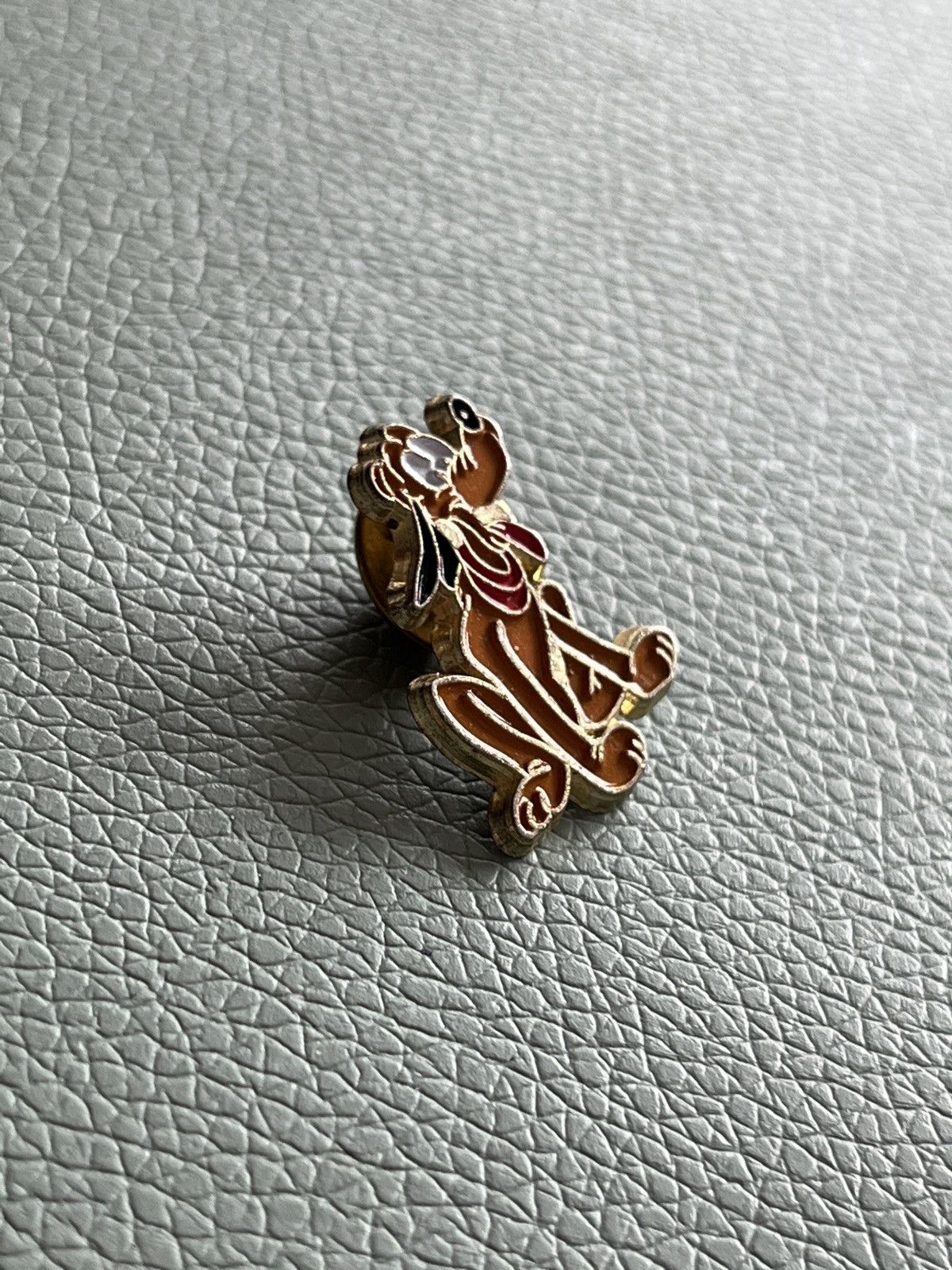 Disney Vintage Pluto pin Size ONE SIZE - 2 Thumbnail