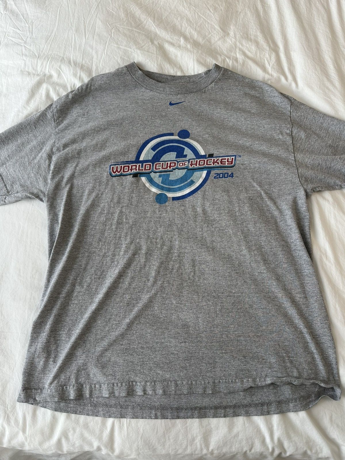 Nike Vintage Nike World Cup of Hockey Shirt 2004 Size US XL / EU 56 / 4 - 1 Thumbnail
