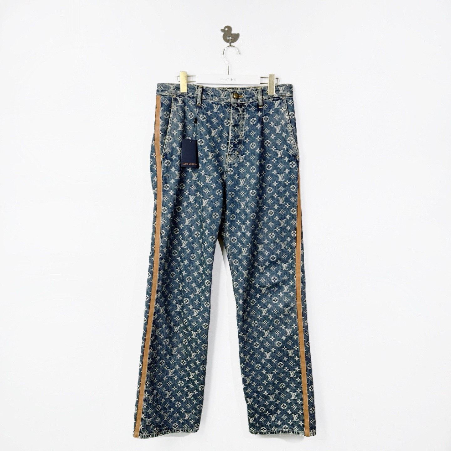 Louis Vuitton Louis Vuitton 25 New Logo Jeans Size US 31 - 1 Thumbnail