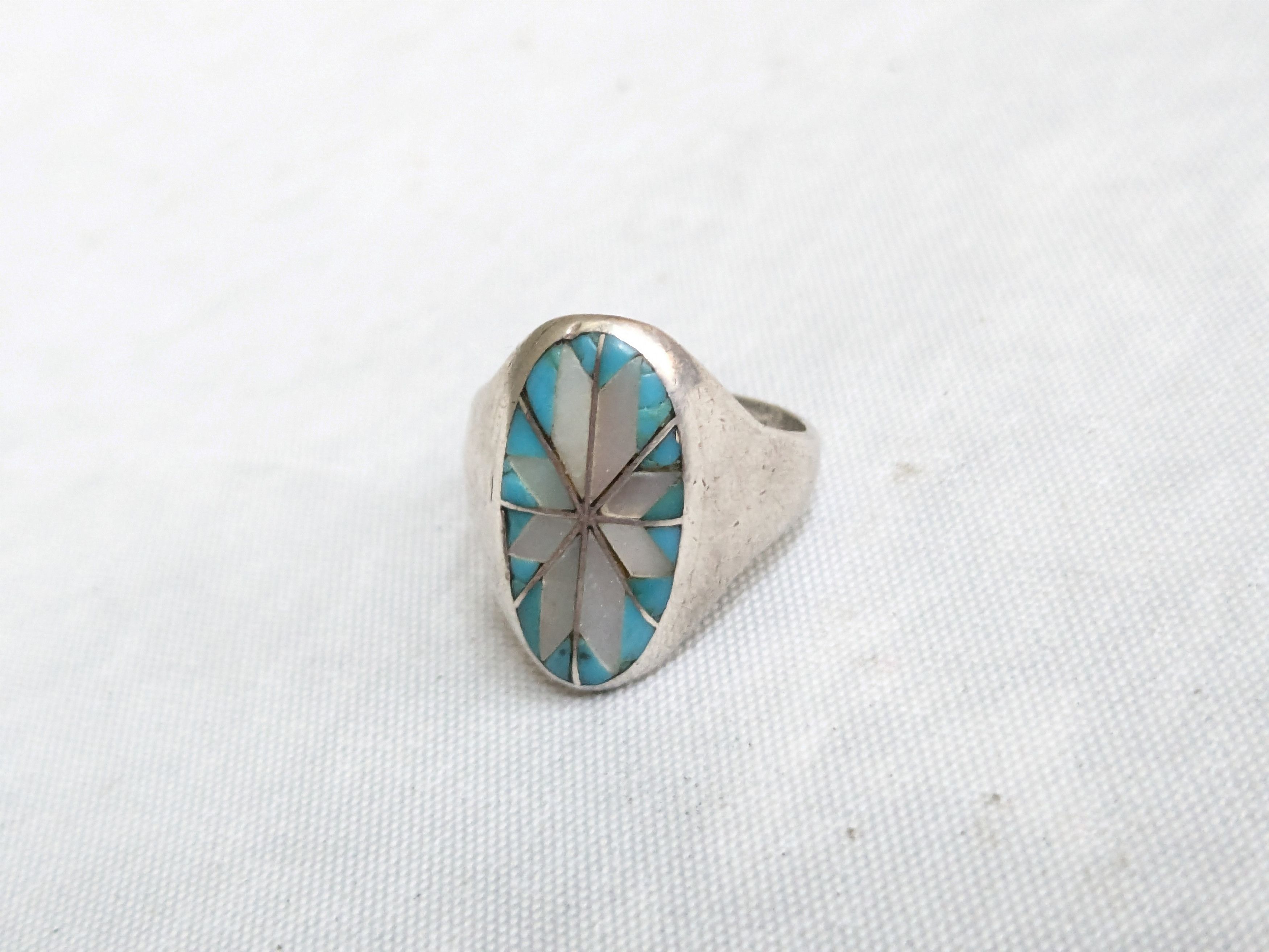 Jewelry Vintage Sterling Silver Ring Turquoise MOP Oval Zuni Size ONE SIZE - 4 Thumbnail