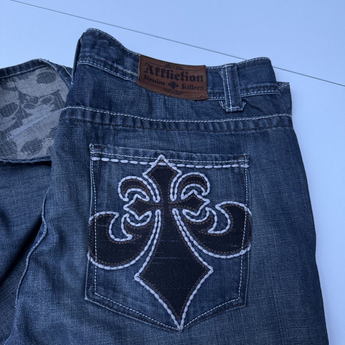 Affliction Vintage Affliction crosses skulls y2k baggy denim jeans Size US 38 / EU 54 - 2 Thumbnail